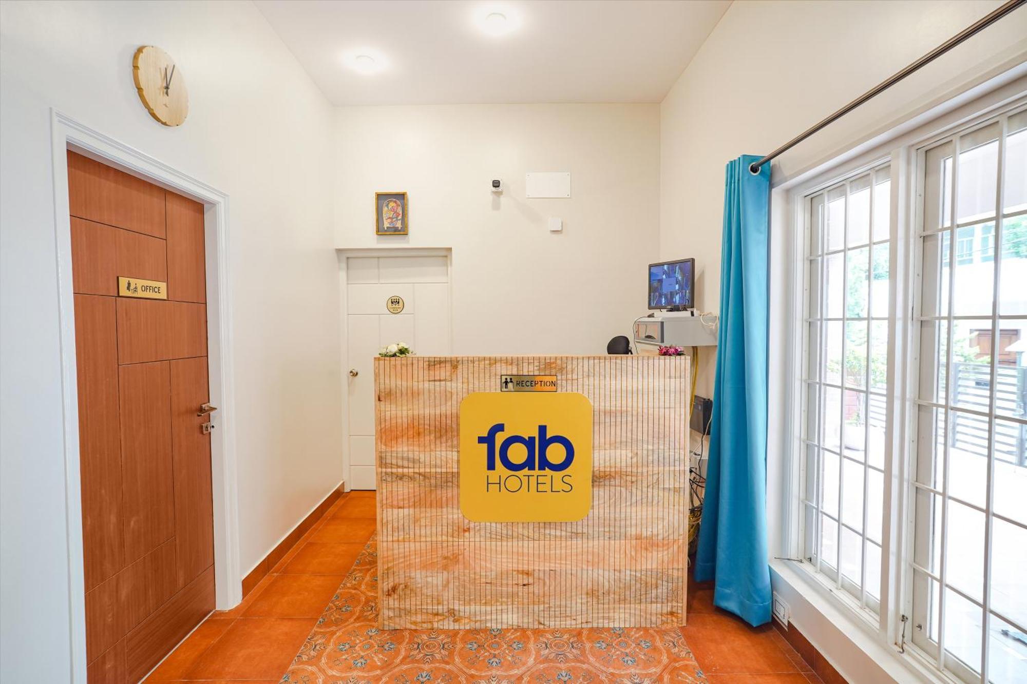 Hotel Fabhotel Bougainvillea - Horamavu