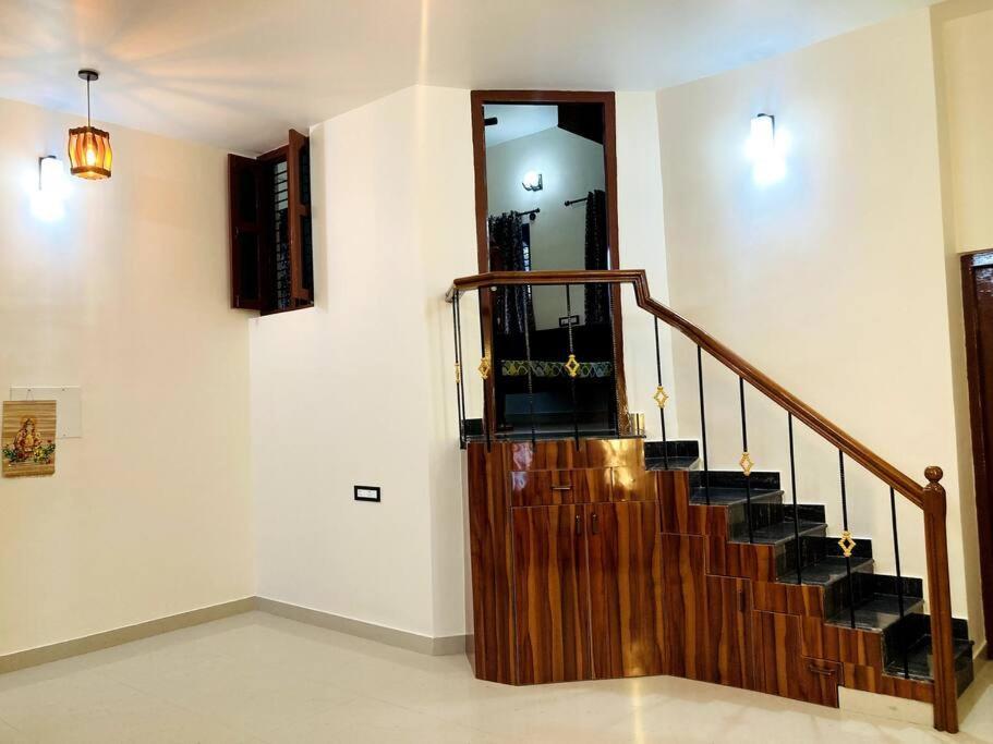 Beautiful 2 Bhk With Balcony * Bangalore
