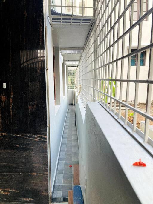 Beautiful 2 Bhk With Balcony Villa *