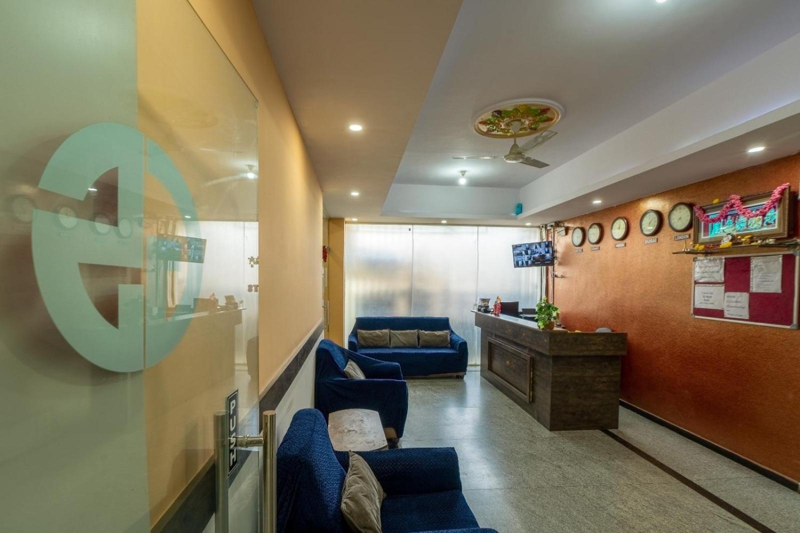 Pph Living Royal Gs Comforts Hotel 3*