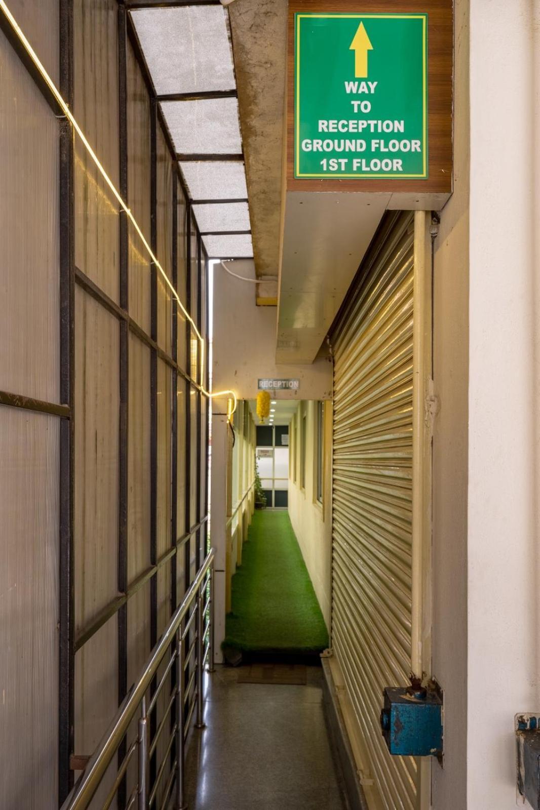 Pph Living Royal Gs Comforts Hotel