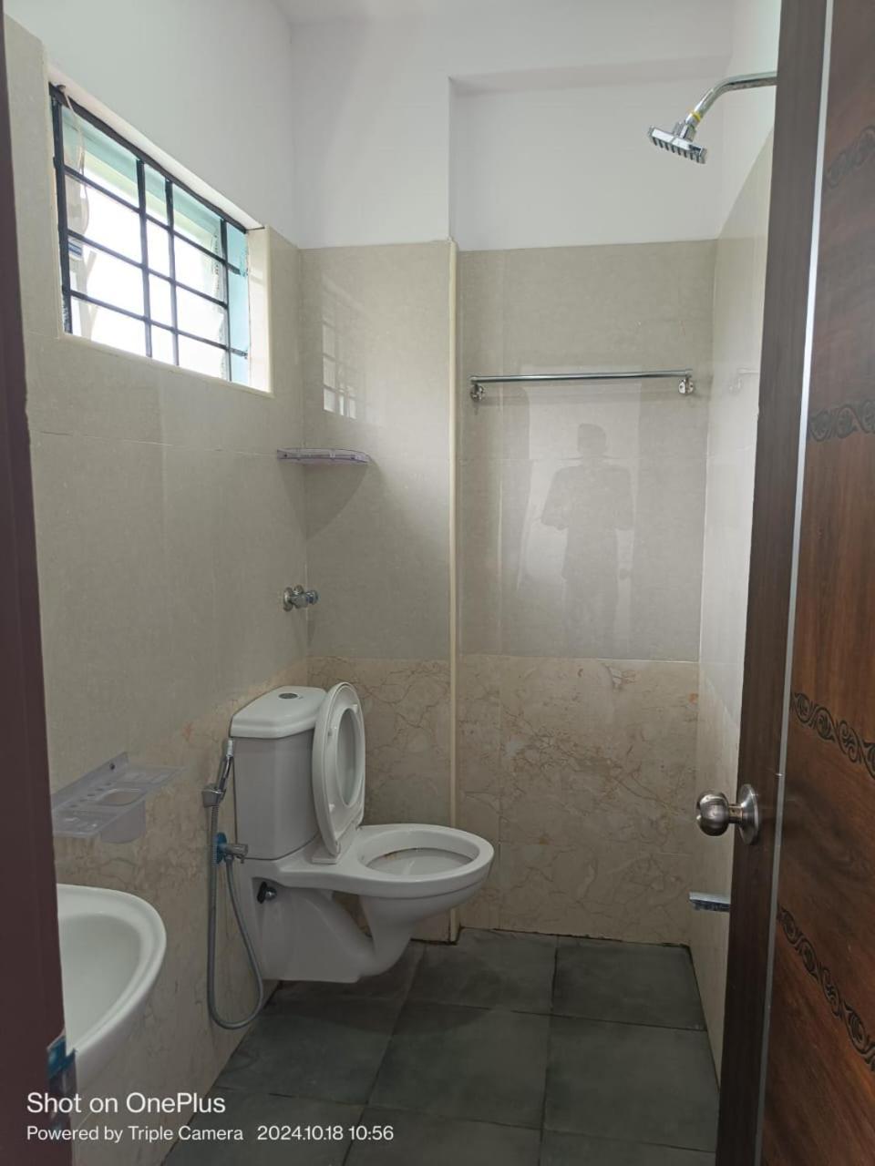 Living Homes Alberia- Hsr Layout, Near Narayana Hospital Apartment *