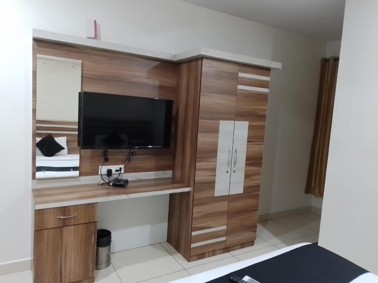 Fortune Hotel