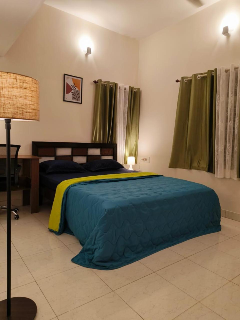 Homestayz Crown Homestay