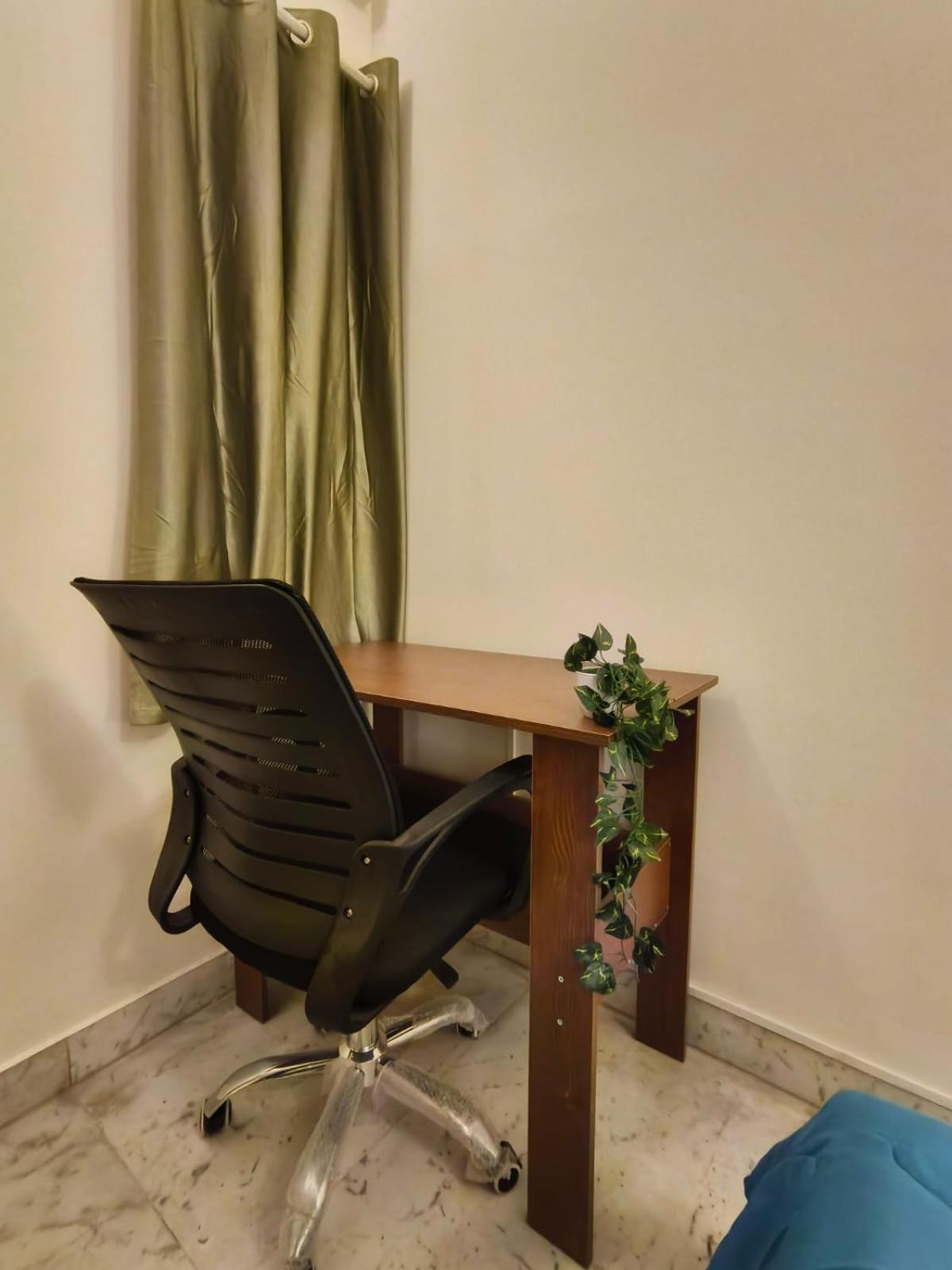 Homestayz Crown Homestay