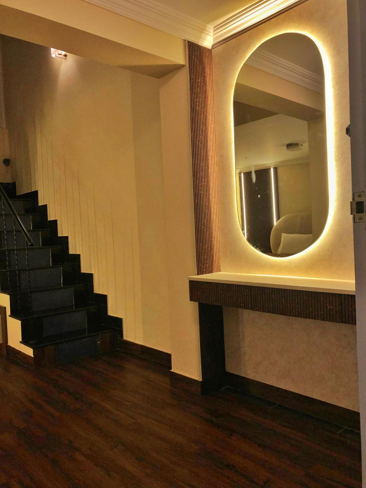 The Rustic Manor #8 *