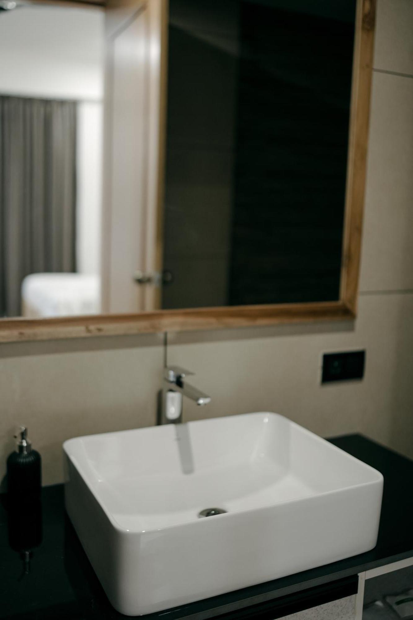 Aparthotel Atmosfera Bengaluru, India