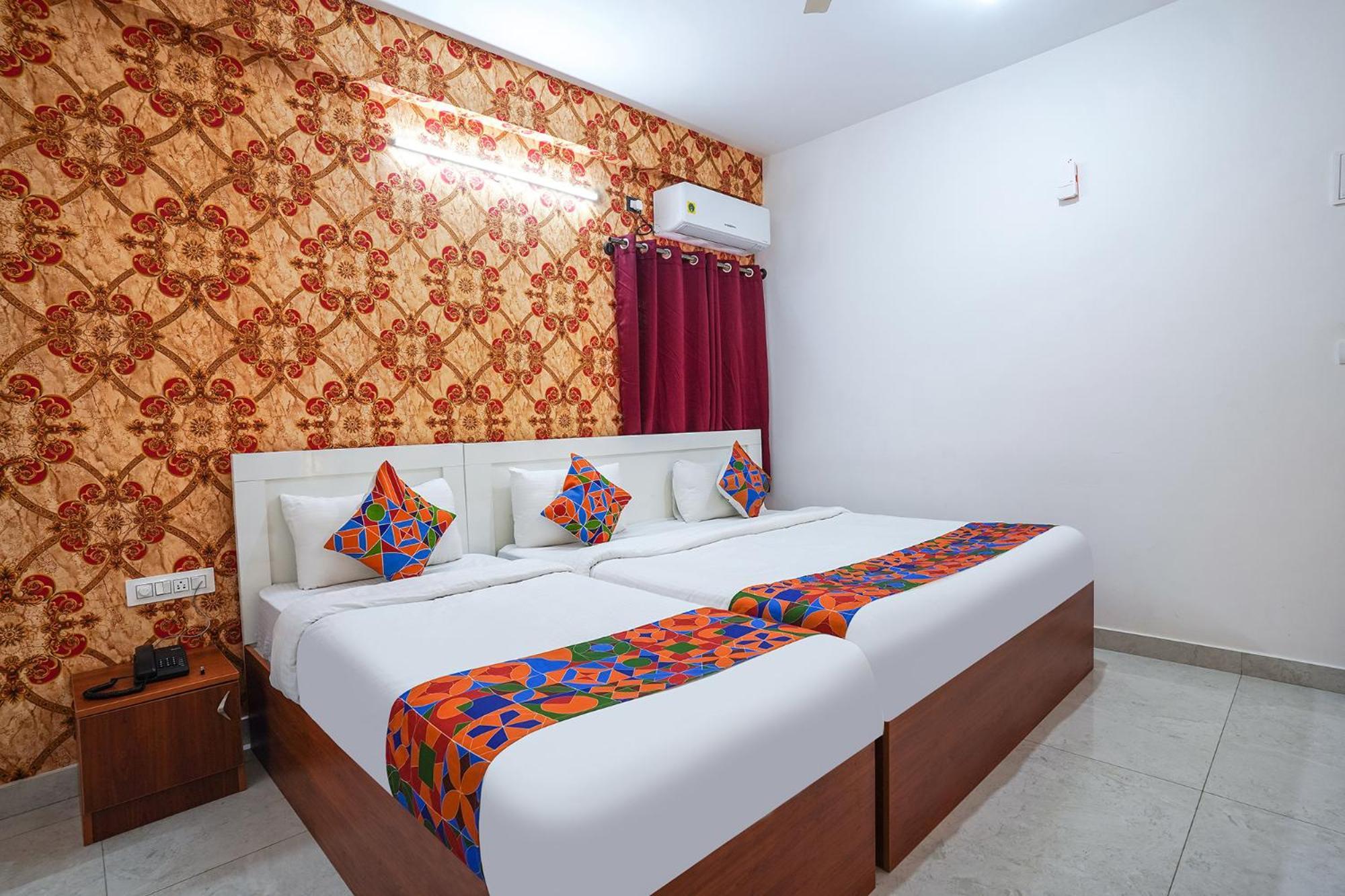 Fabhotel Royal Platinum
