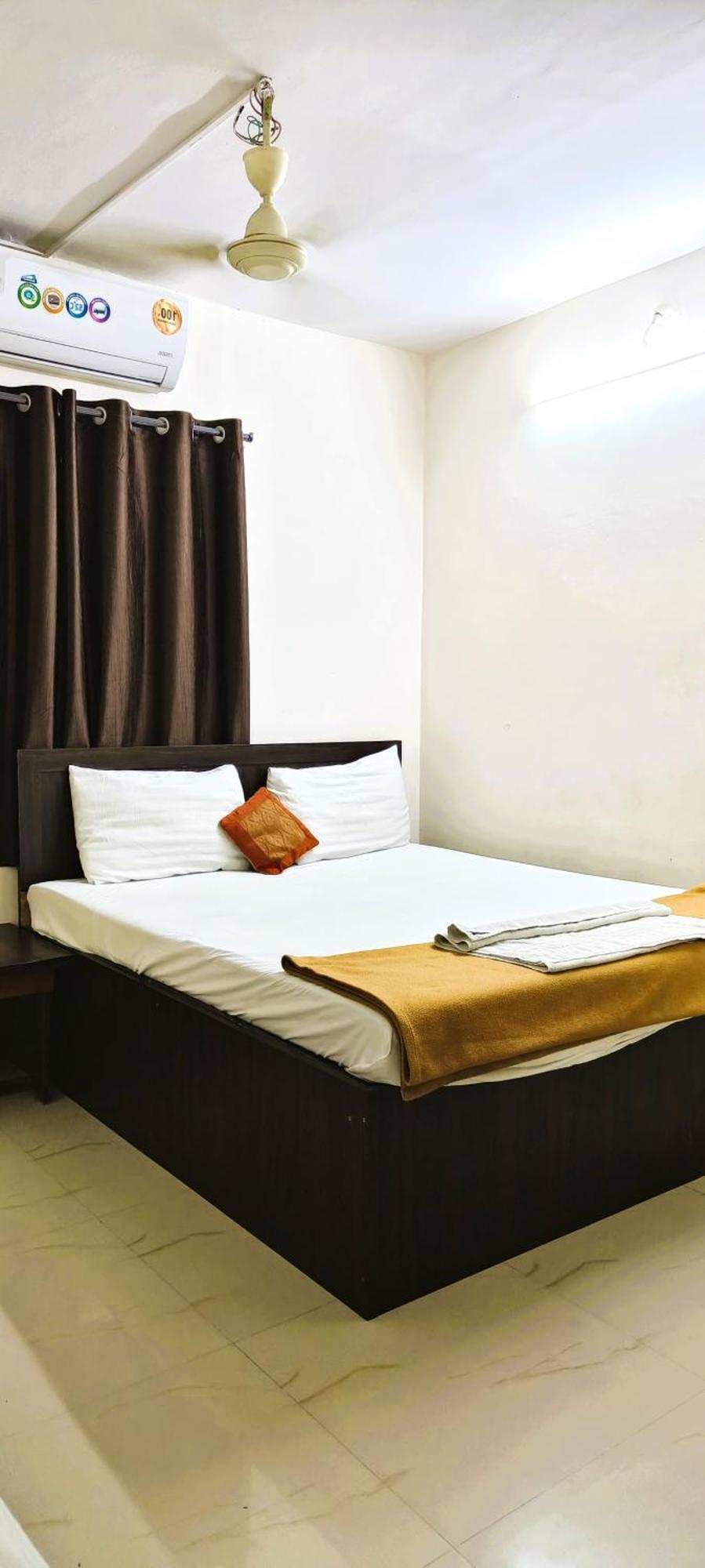 Hotel Octave Sri Sai Comforts Bangalore