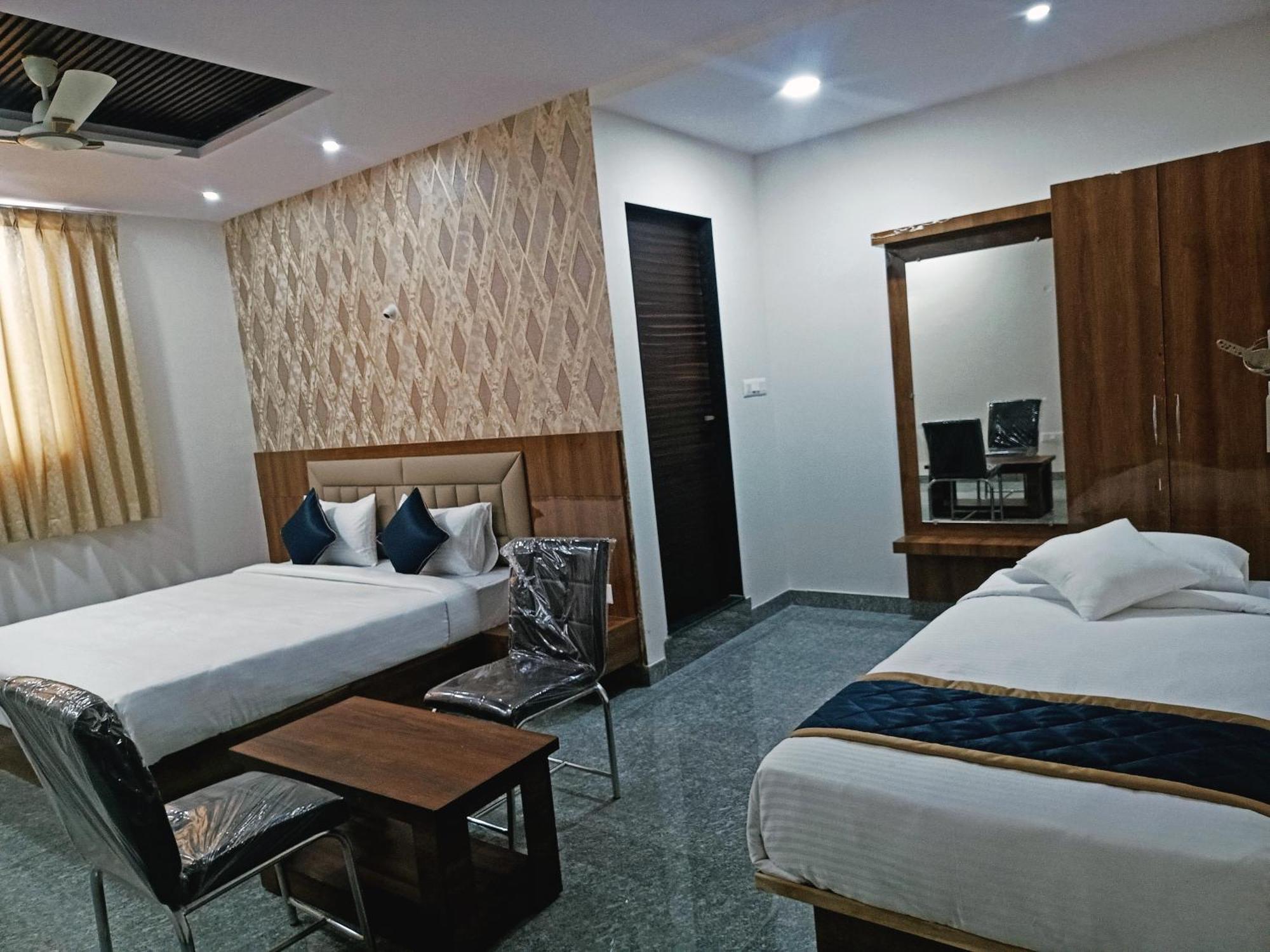 Achhu Palace Hotel