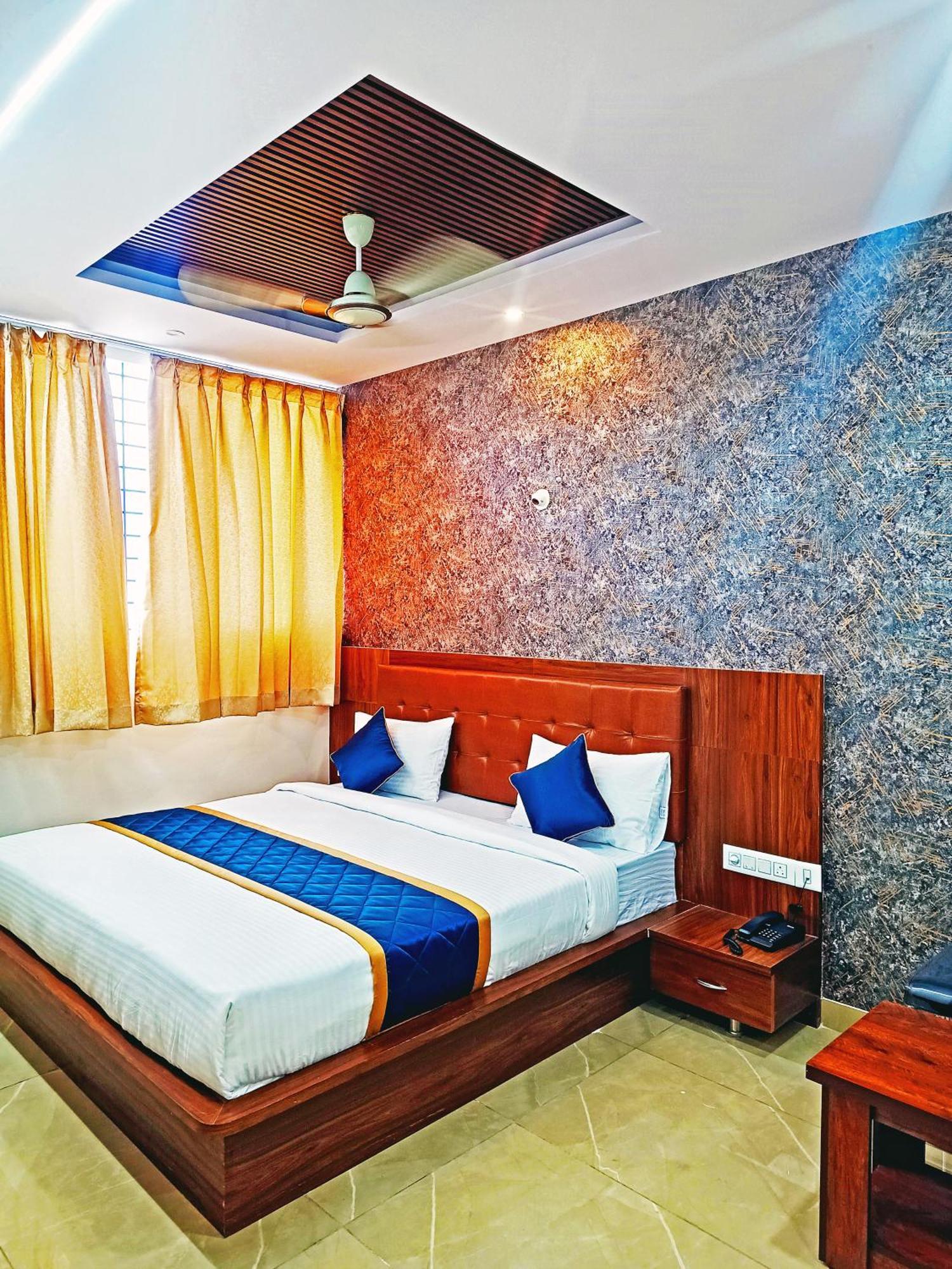 Achhu Palace Hotel 3*
