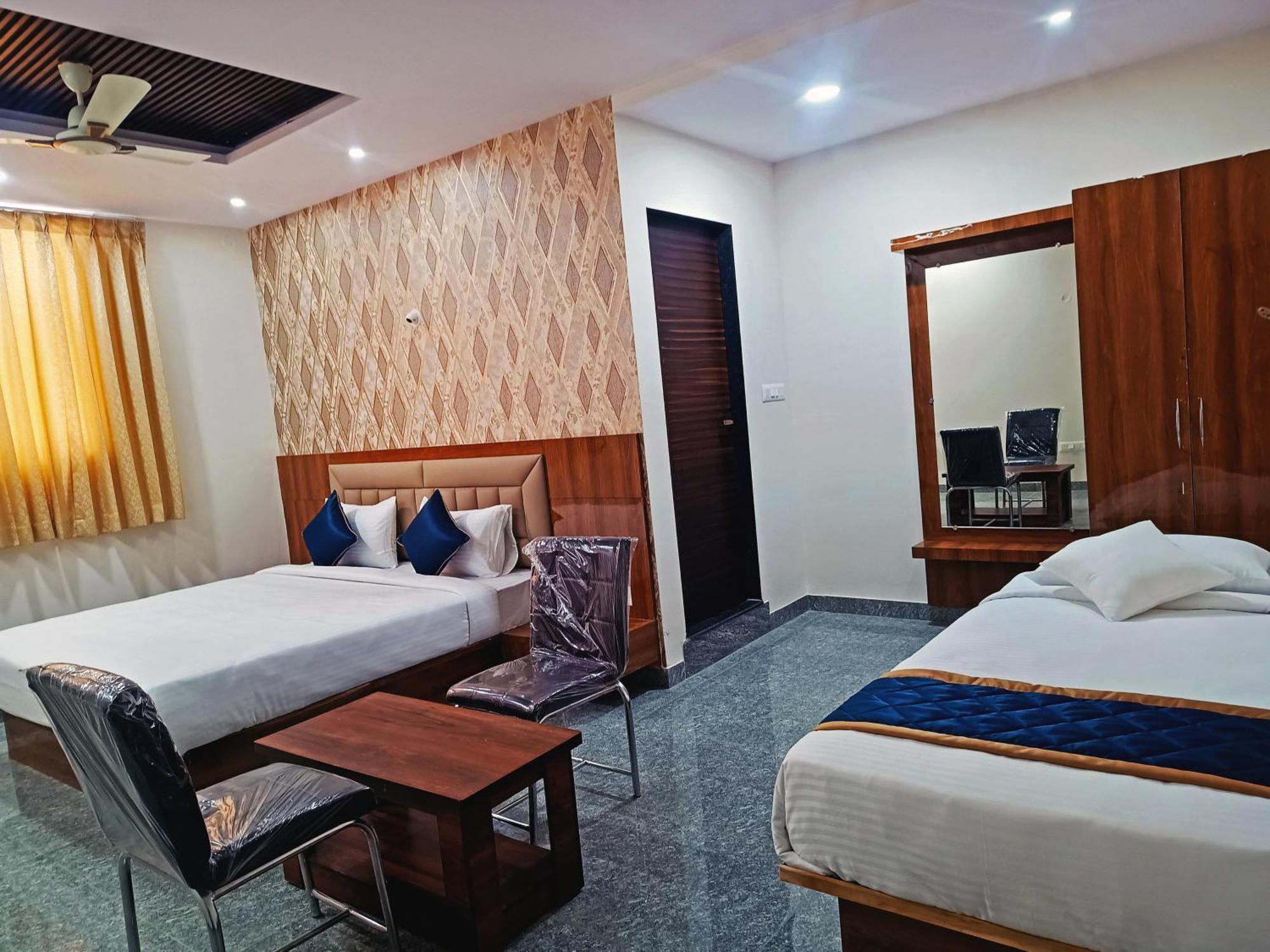 Hotel Achhu Palace 3*