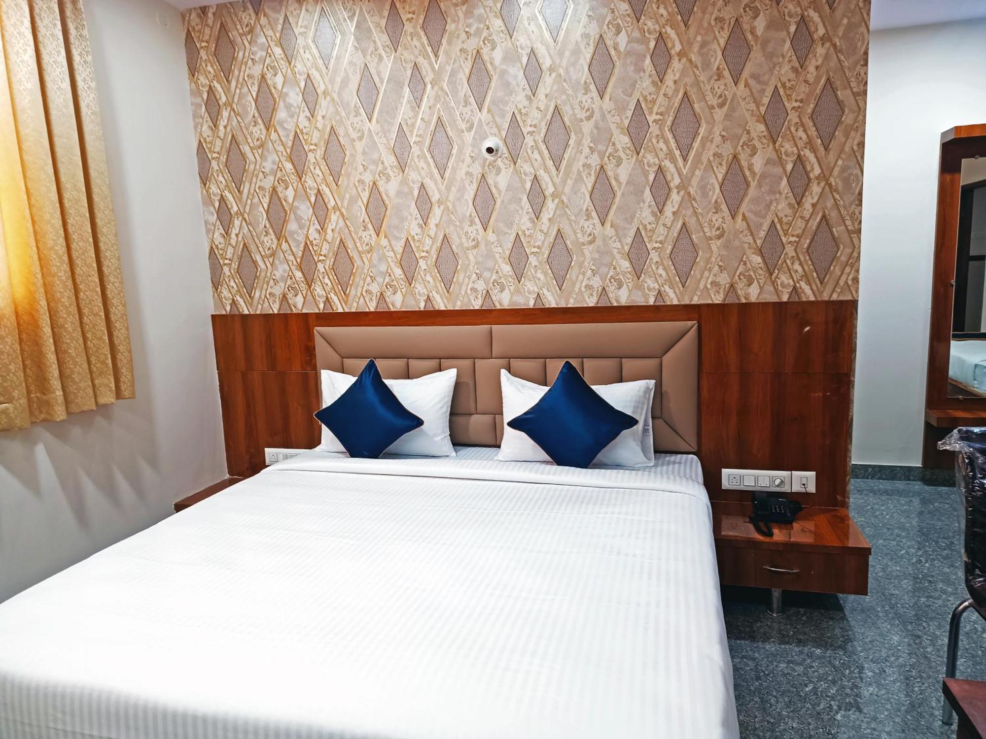 Achhu Palace Hotel