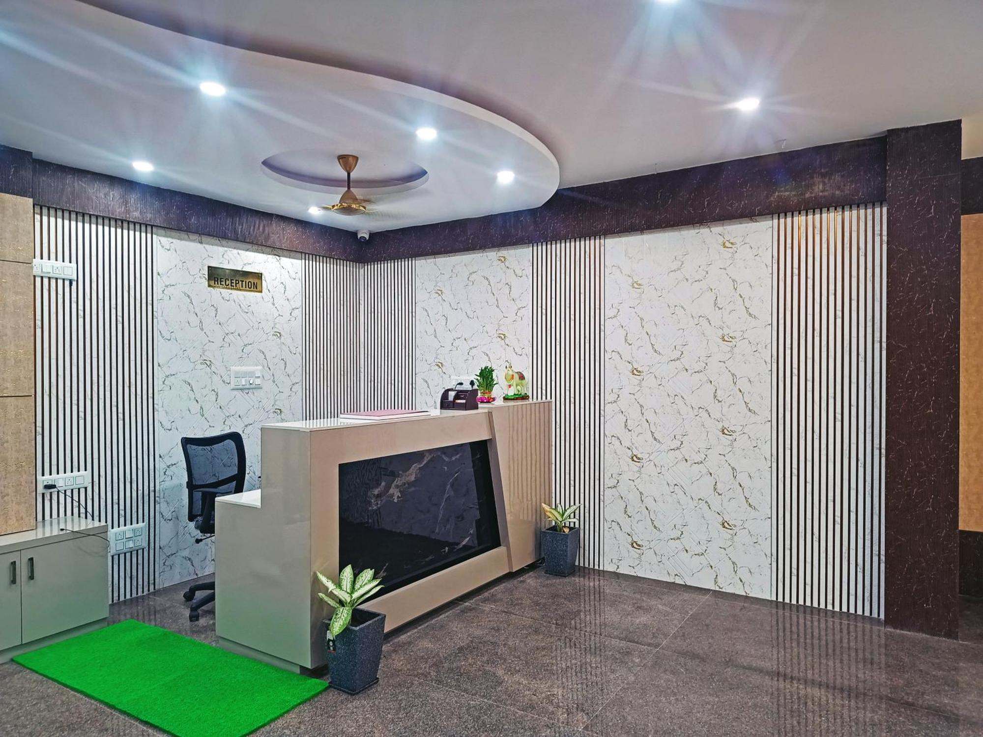 Hotel Achhu Palace Bangalore