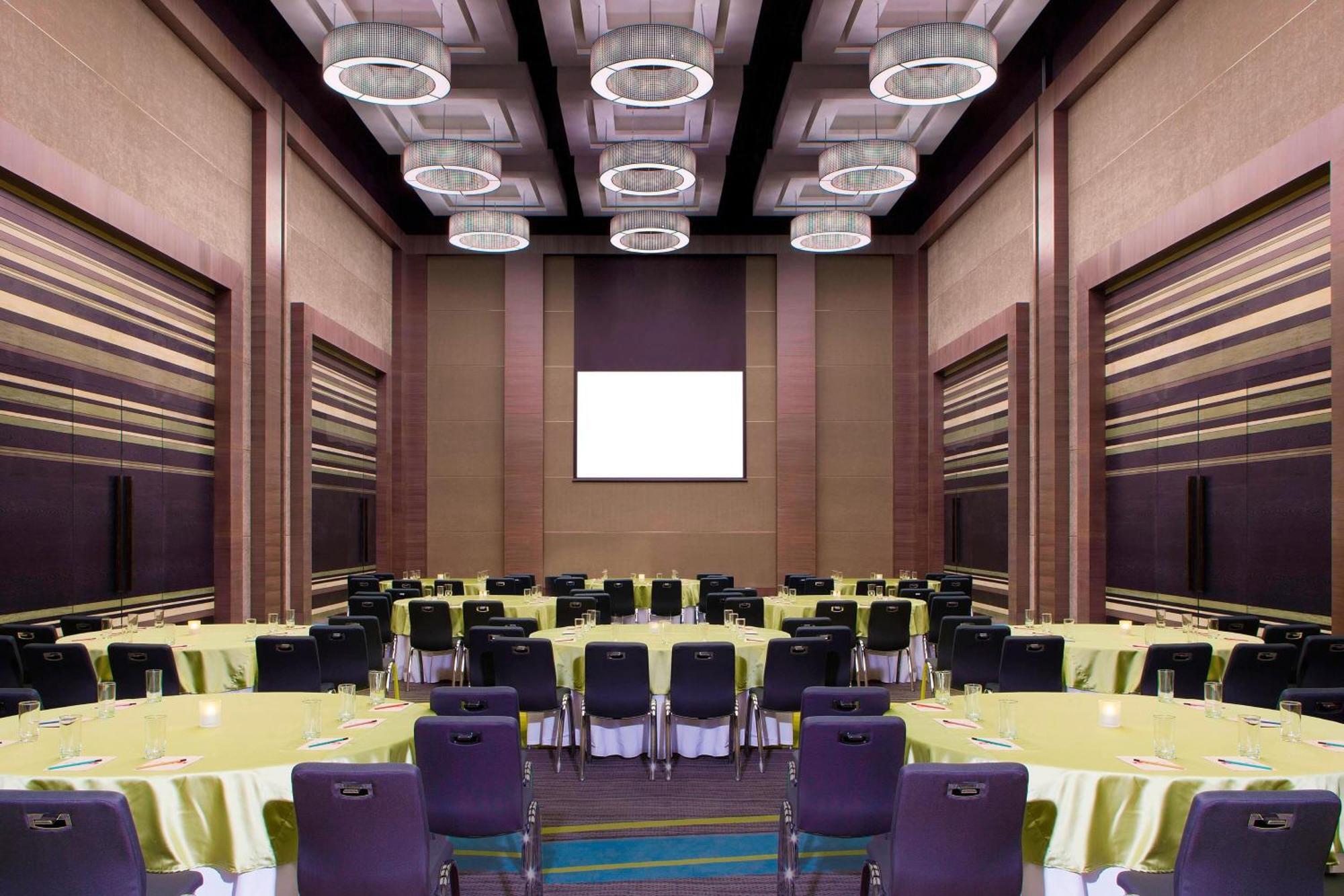 Aloft Outer Ring Road 5* Bangalore