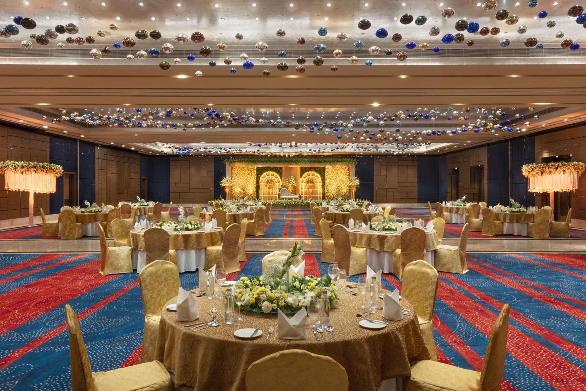 Hotel Sheraton Grand Whitefield & Convention Center 5*