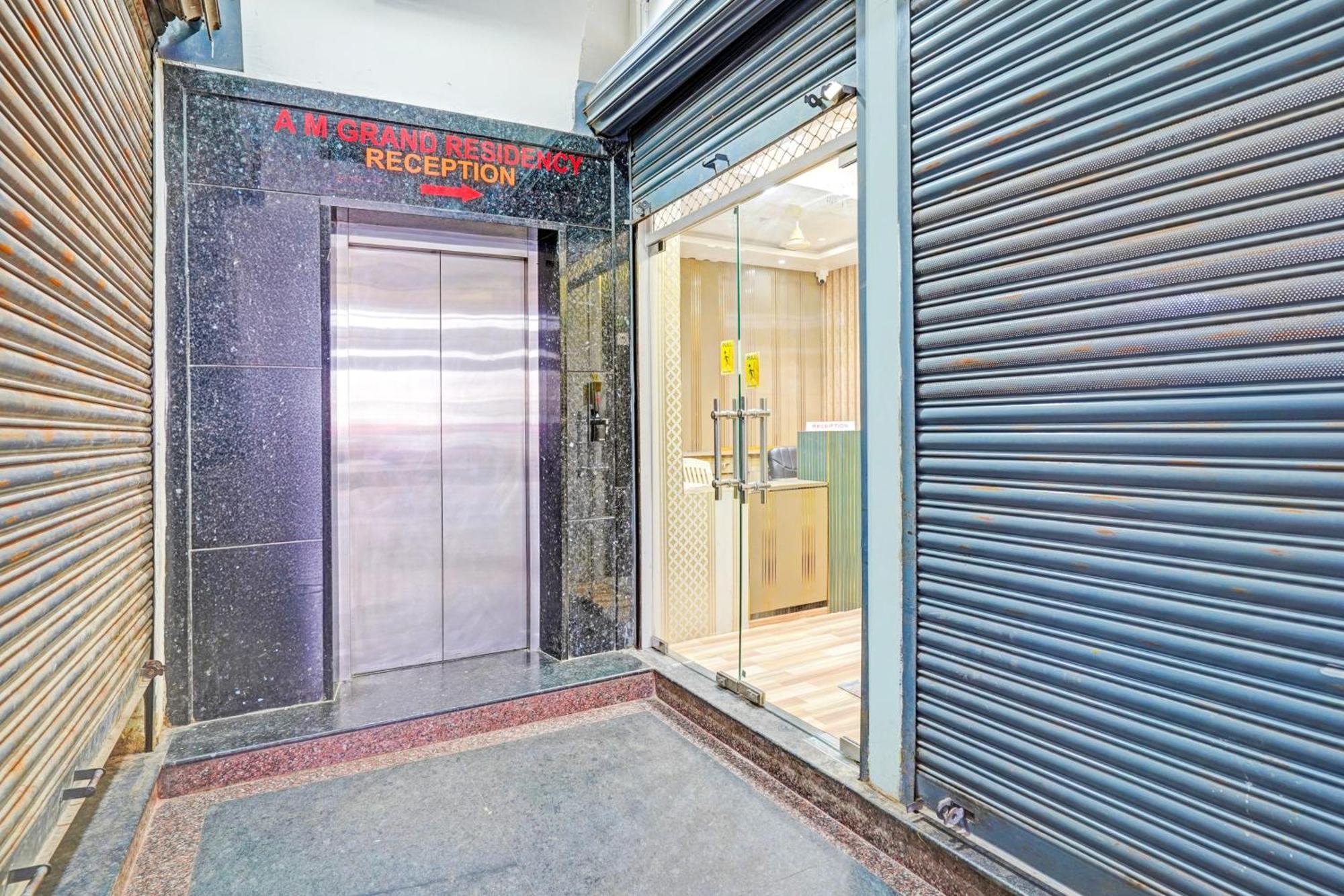 Hotel Super O Am Grand Residency