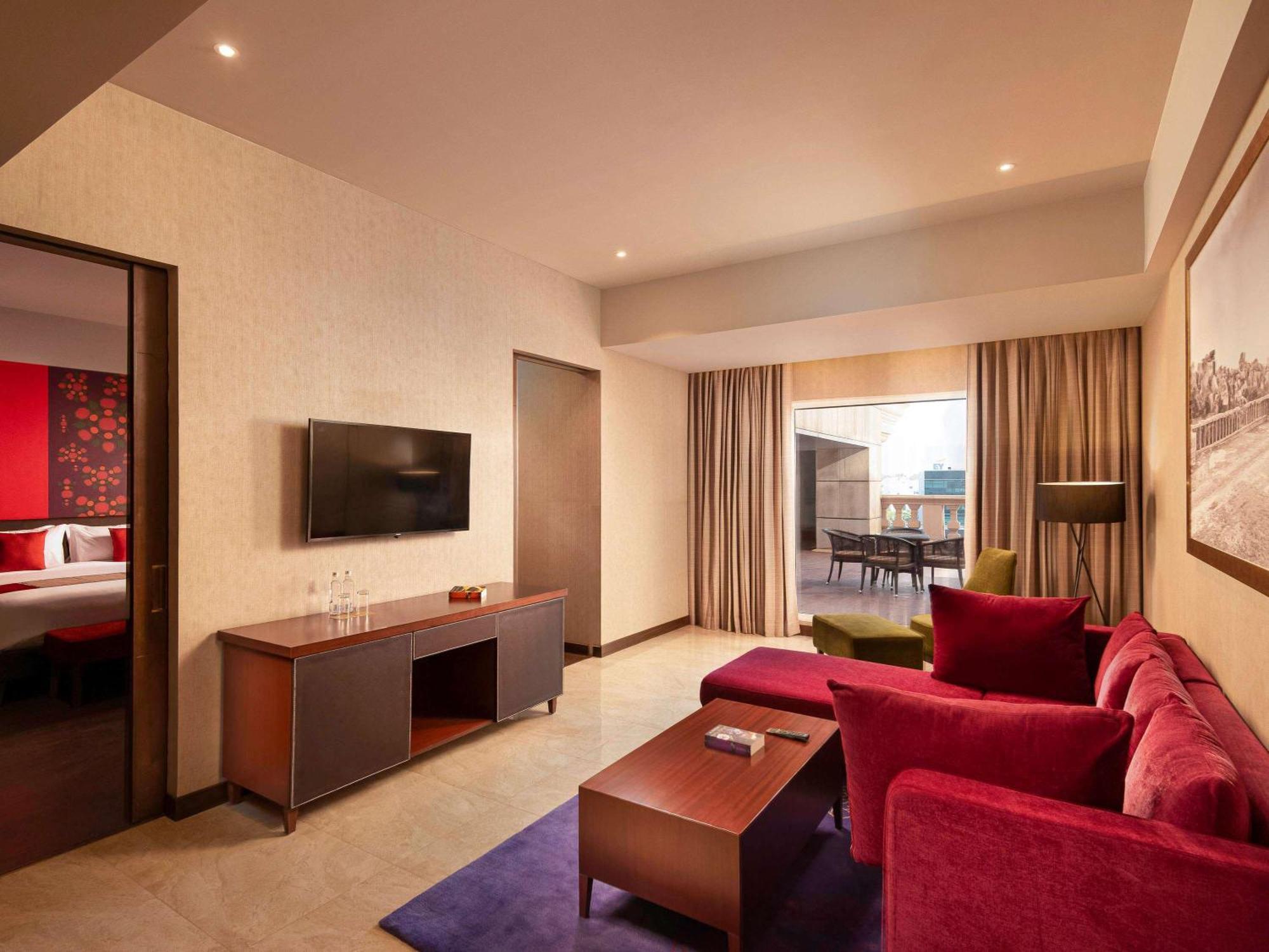 Hotel Grand Mercure At Gopalan Mall - An Accor Brand 5*