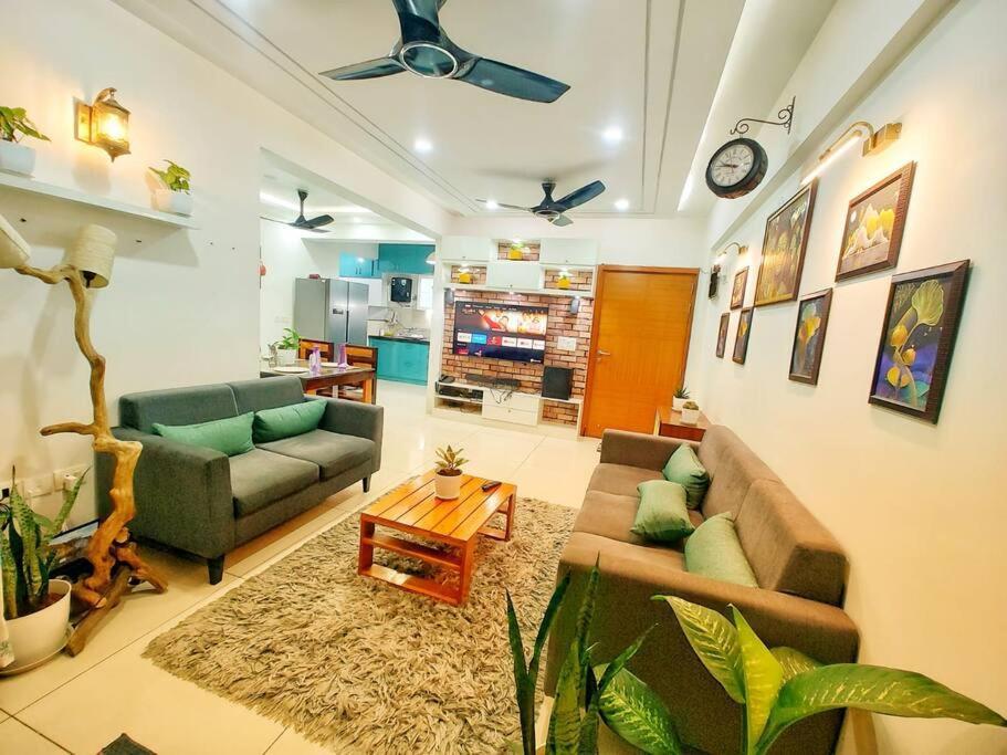 2 Bhk Luxurious Flat In Skyland Hebbal Airport Road *