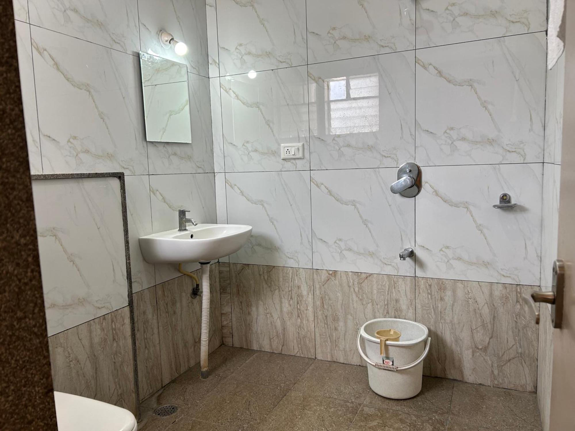 Hotel M S Comforts