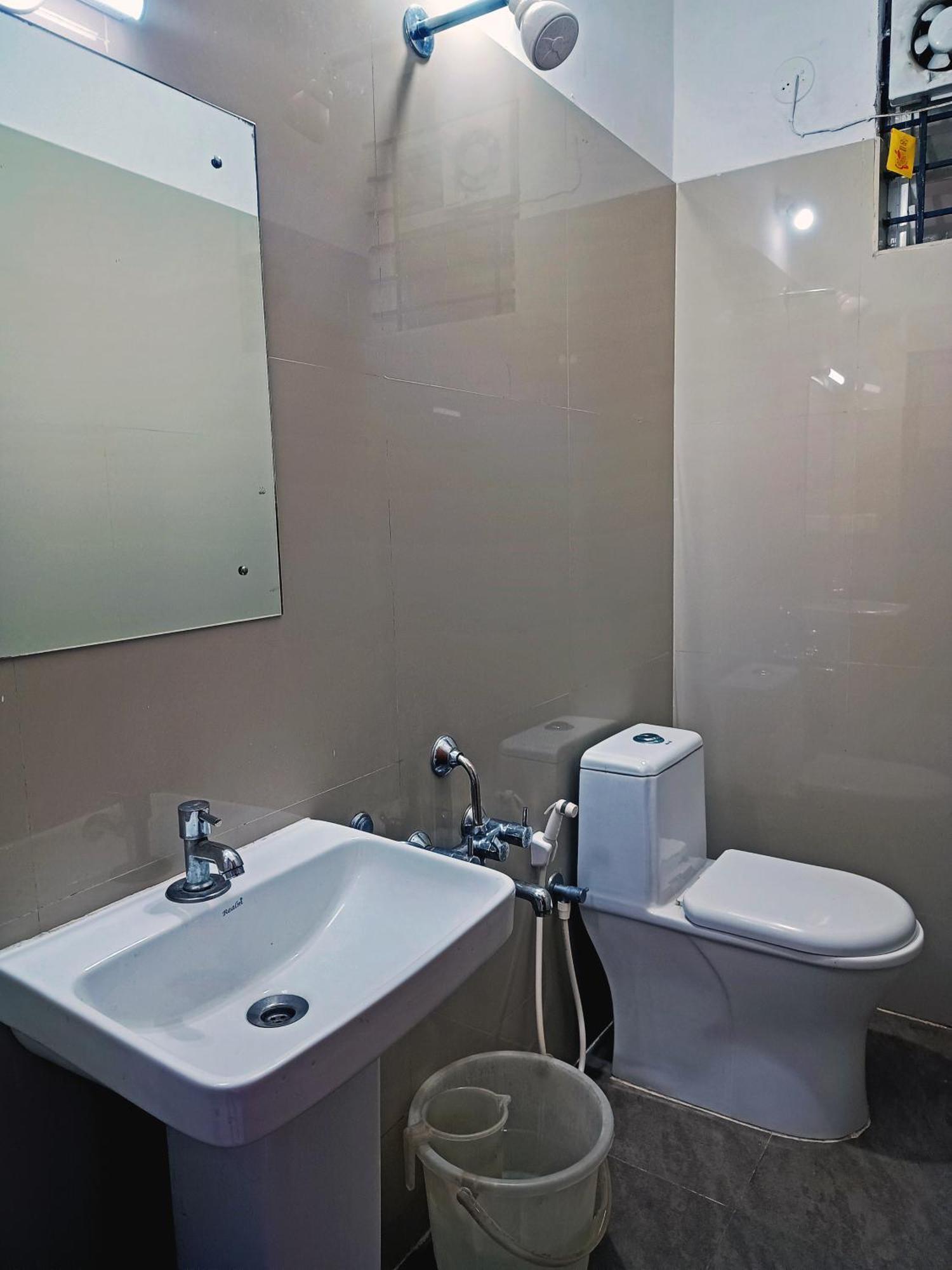Hotel Grand Amrutahalli Bangalore