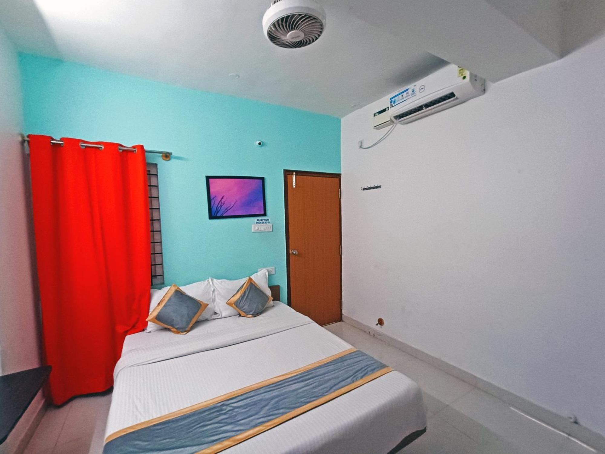Hotel Grand Amrutahalli 3*