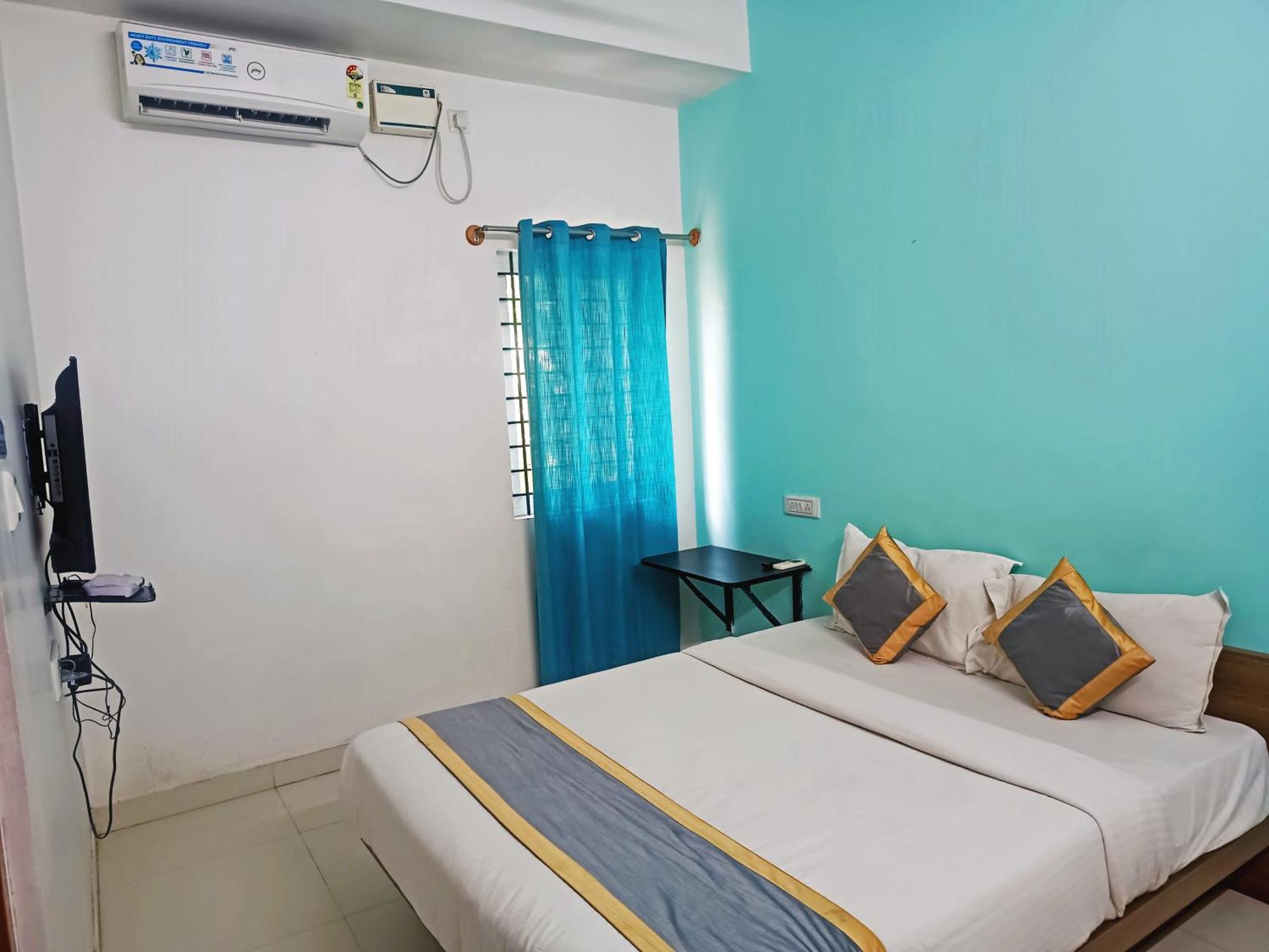 Hotel Grand Amrutahalli