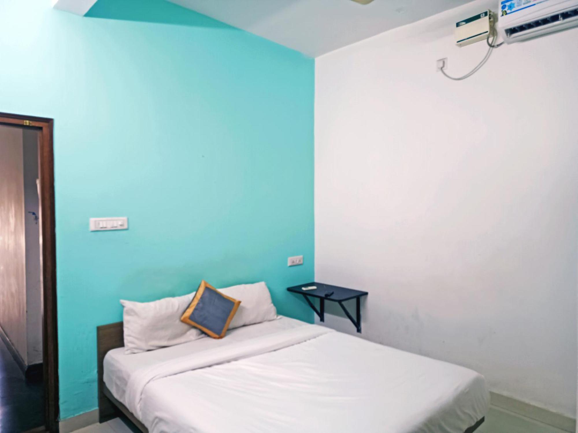 Hotel Grand Amrutahalli 3*