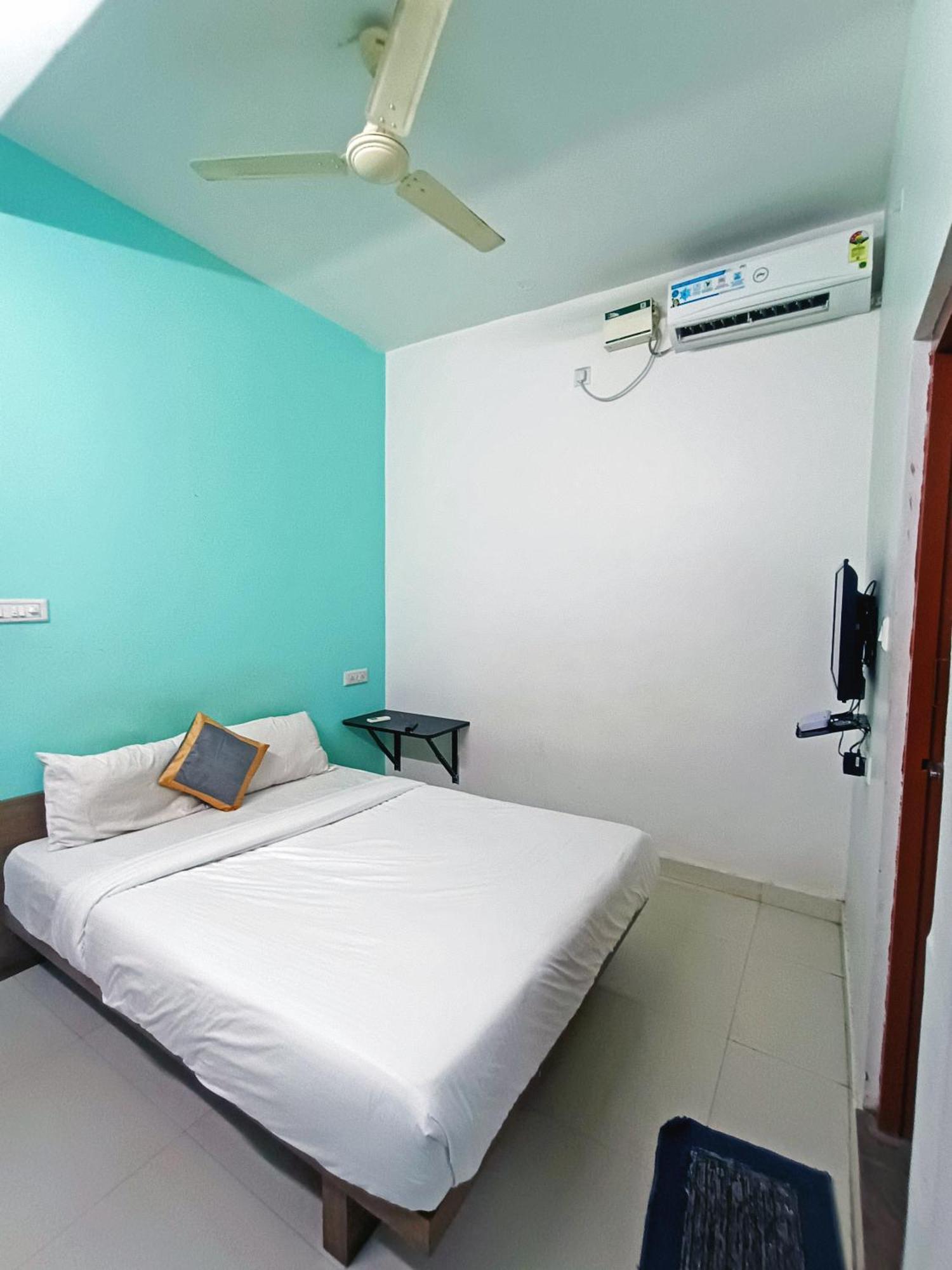 Hotel Grand Amrutahalli