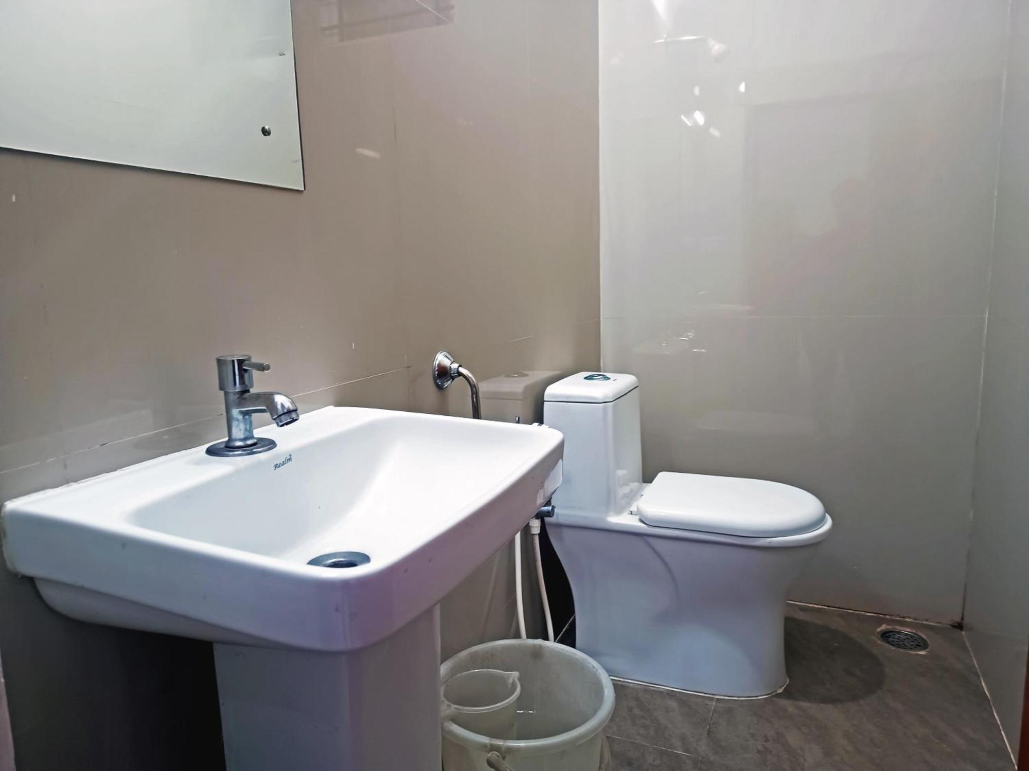 Hotel Grand Amrutahalli 3*