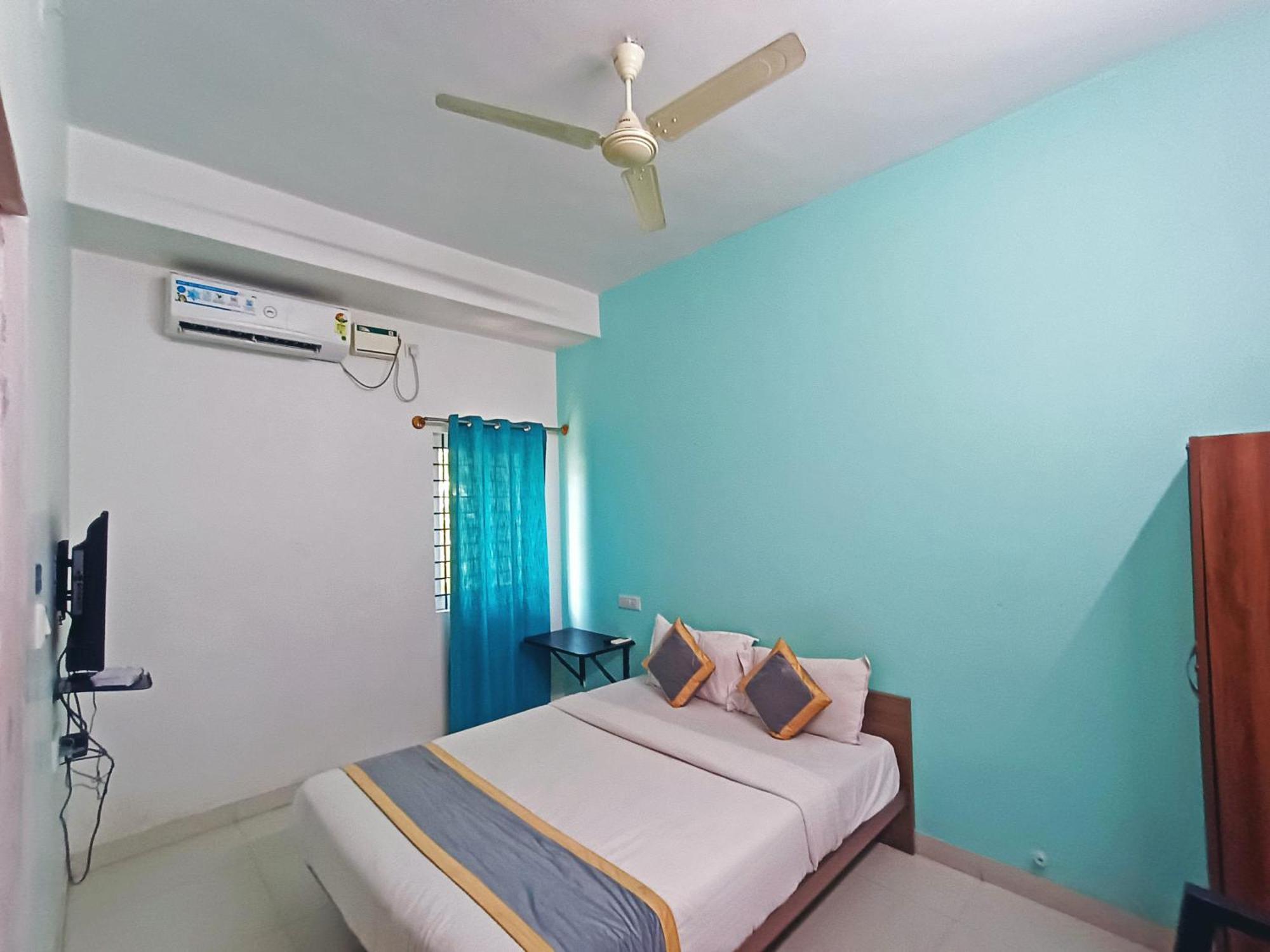 Hotel Grand Amrutahalli