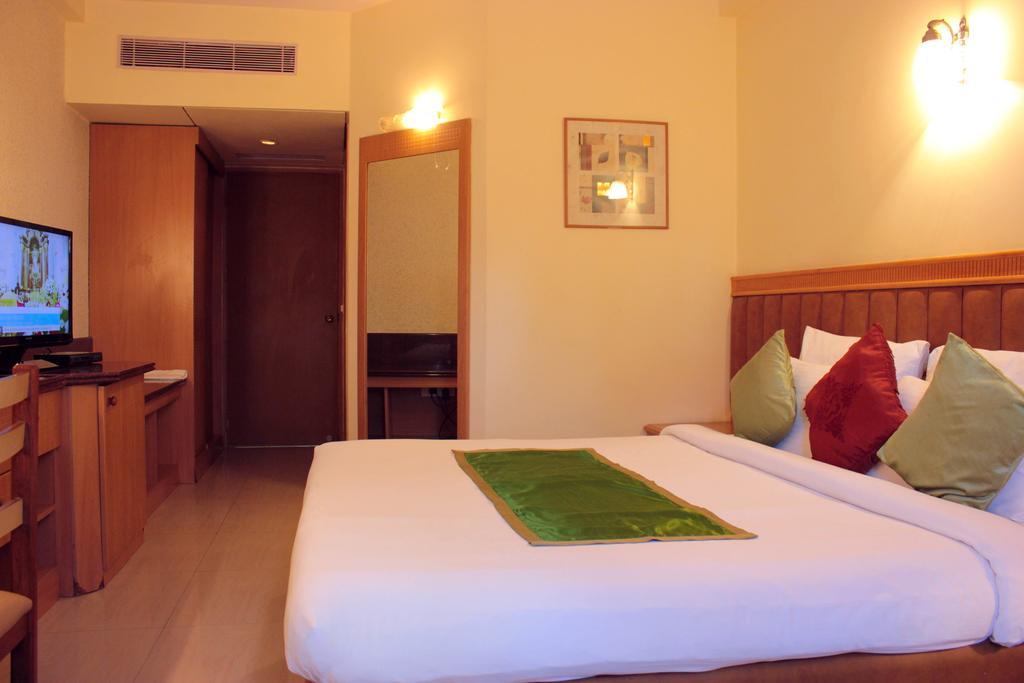 Highgates Hotel 3*
