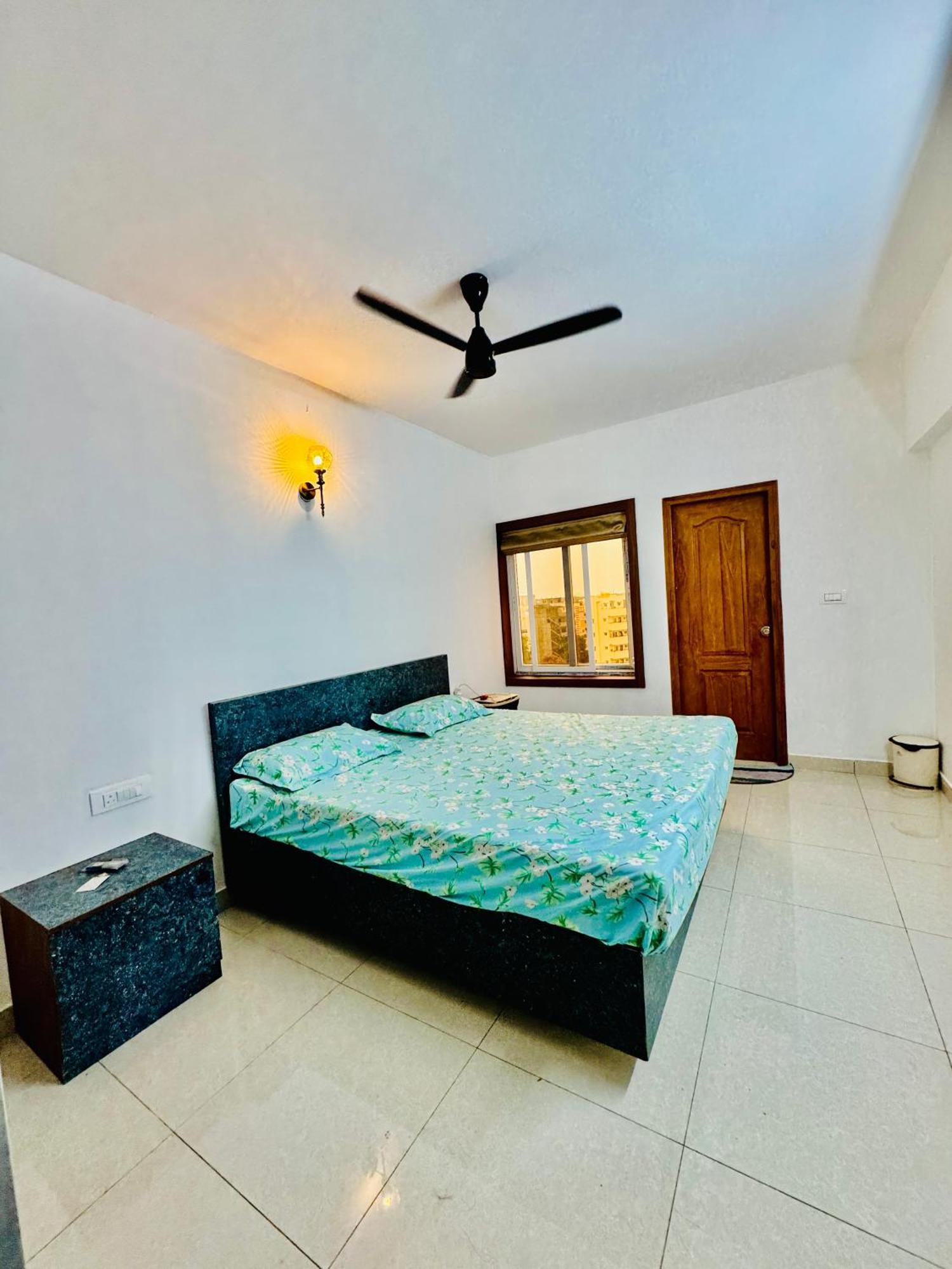 6floor In Society Ecity Ph2 Near Tcs Tech Mahindra * Bangalore