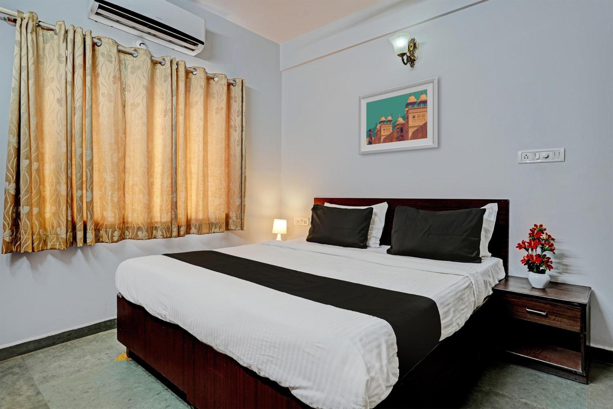 O Skylark Service Hotel