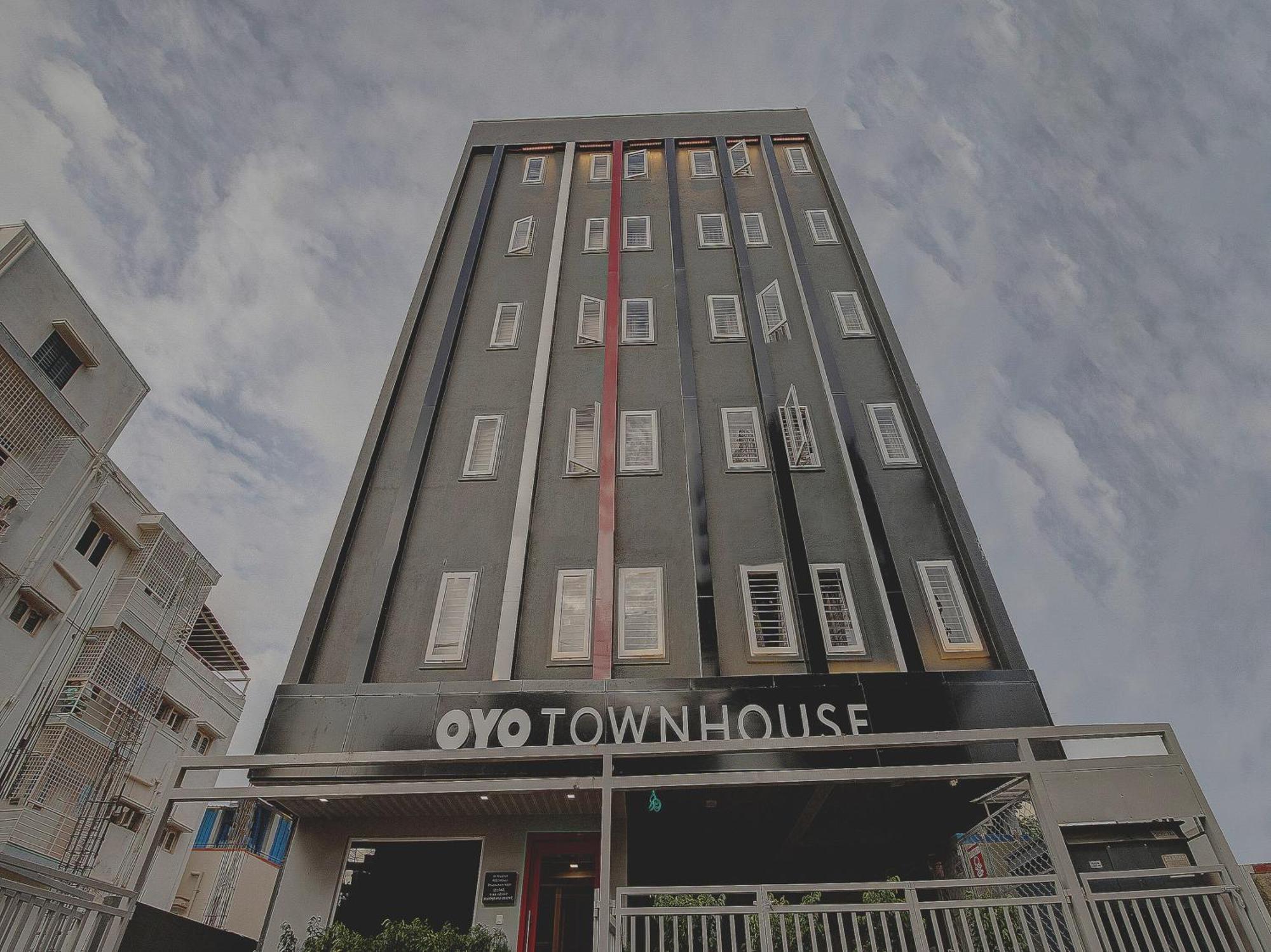 Townhouse Siri Residency Hotel 4*