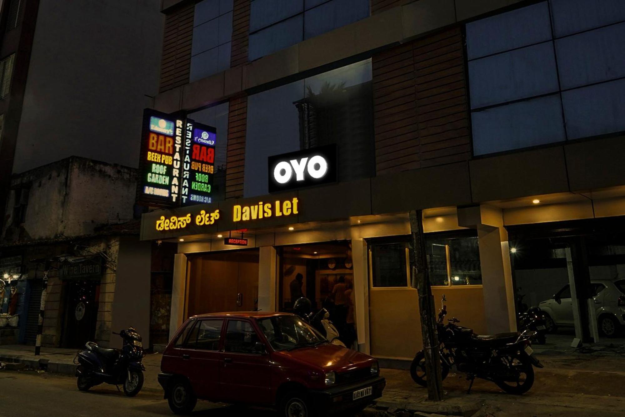 Super Townhouse Davis Let 3* Bangalore