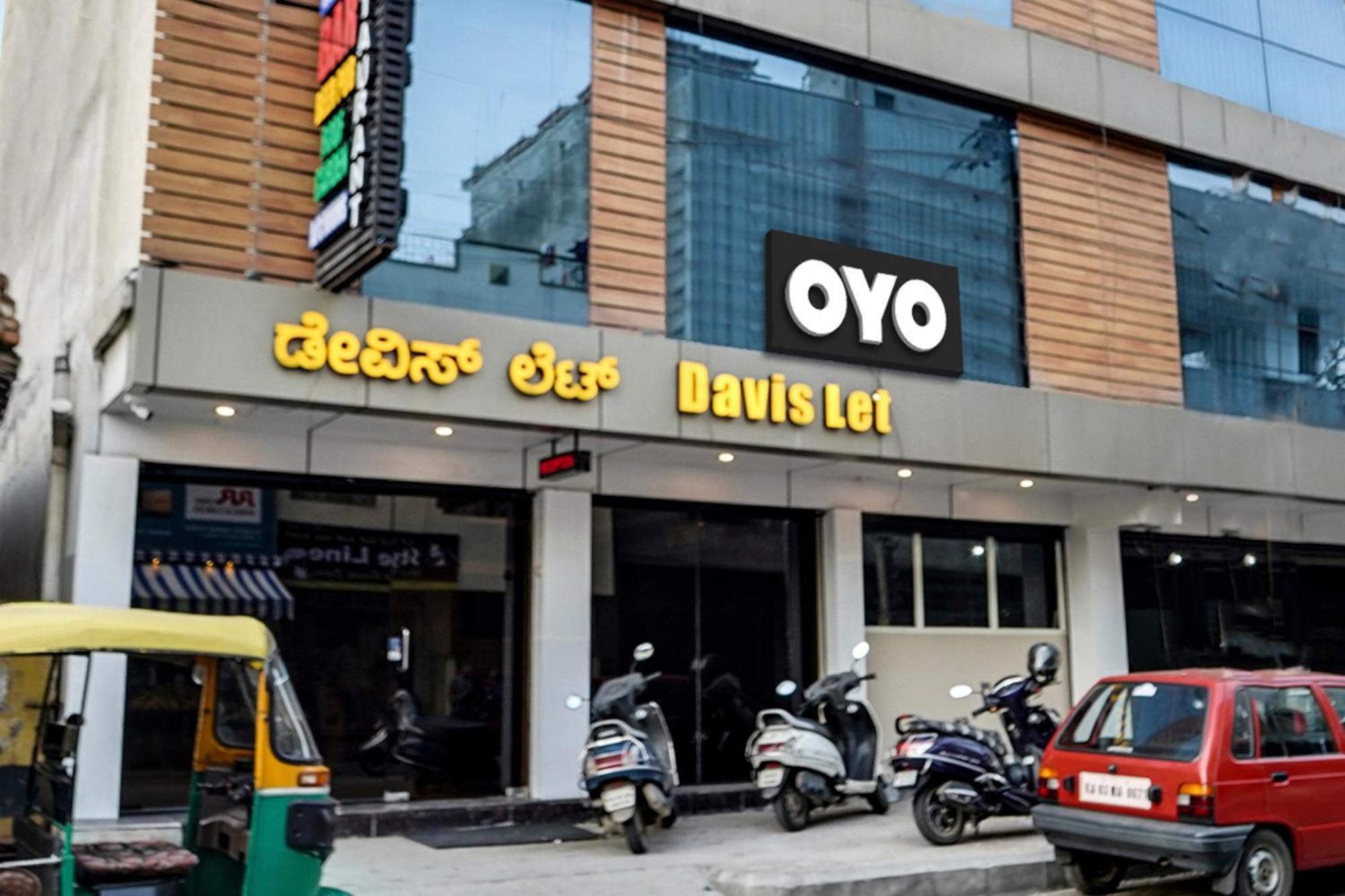 Super Townhouse Davis Let Hotel Bangalore