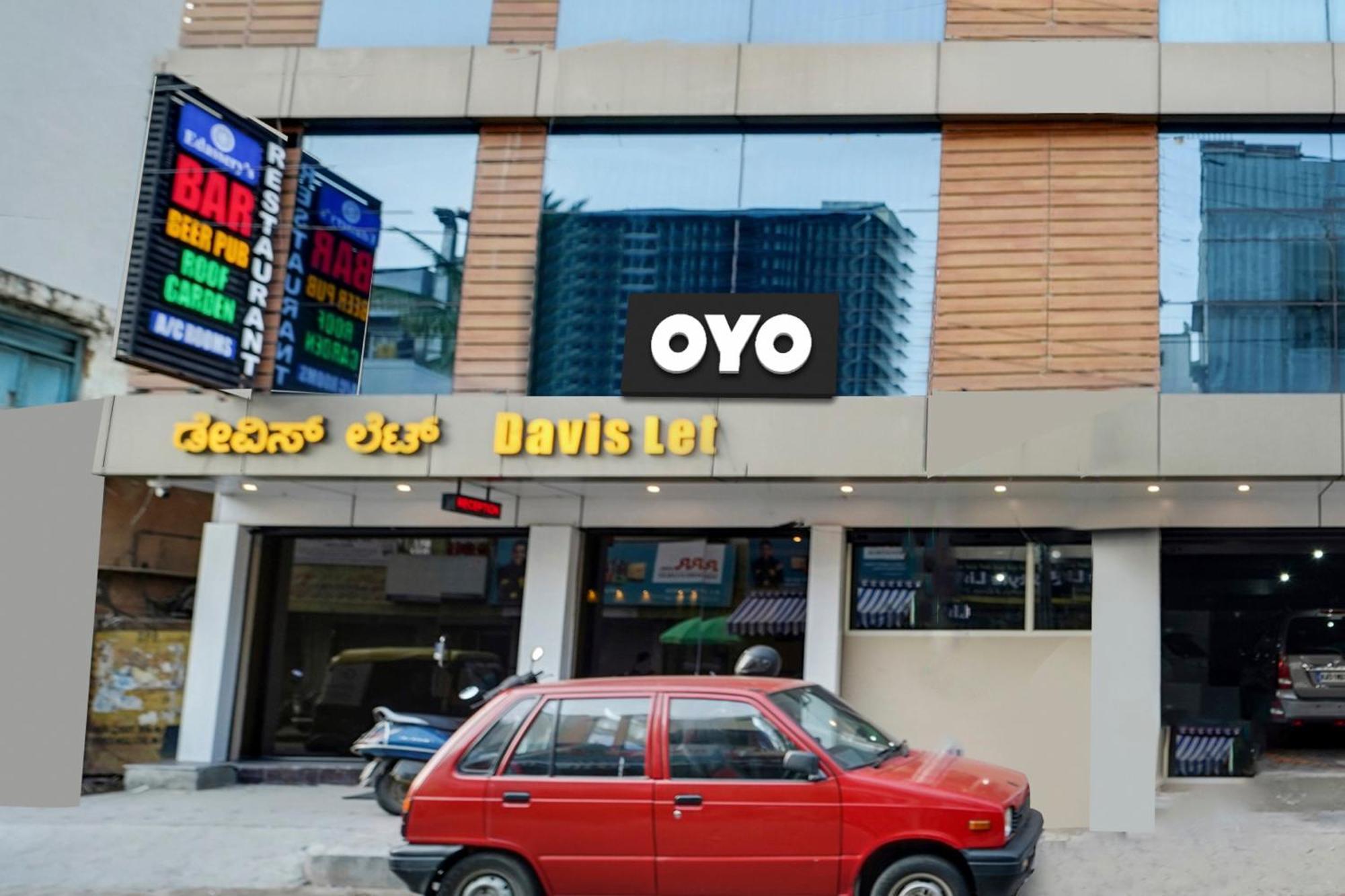 Super Townhouse Davis Let 3* Bangalore