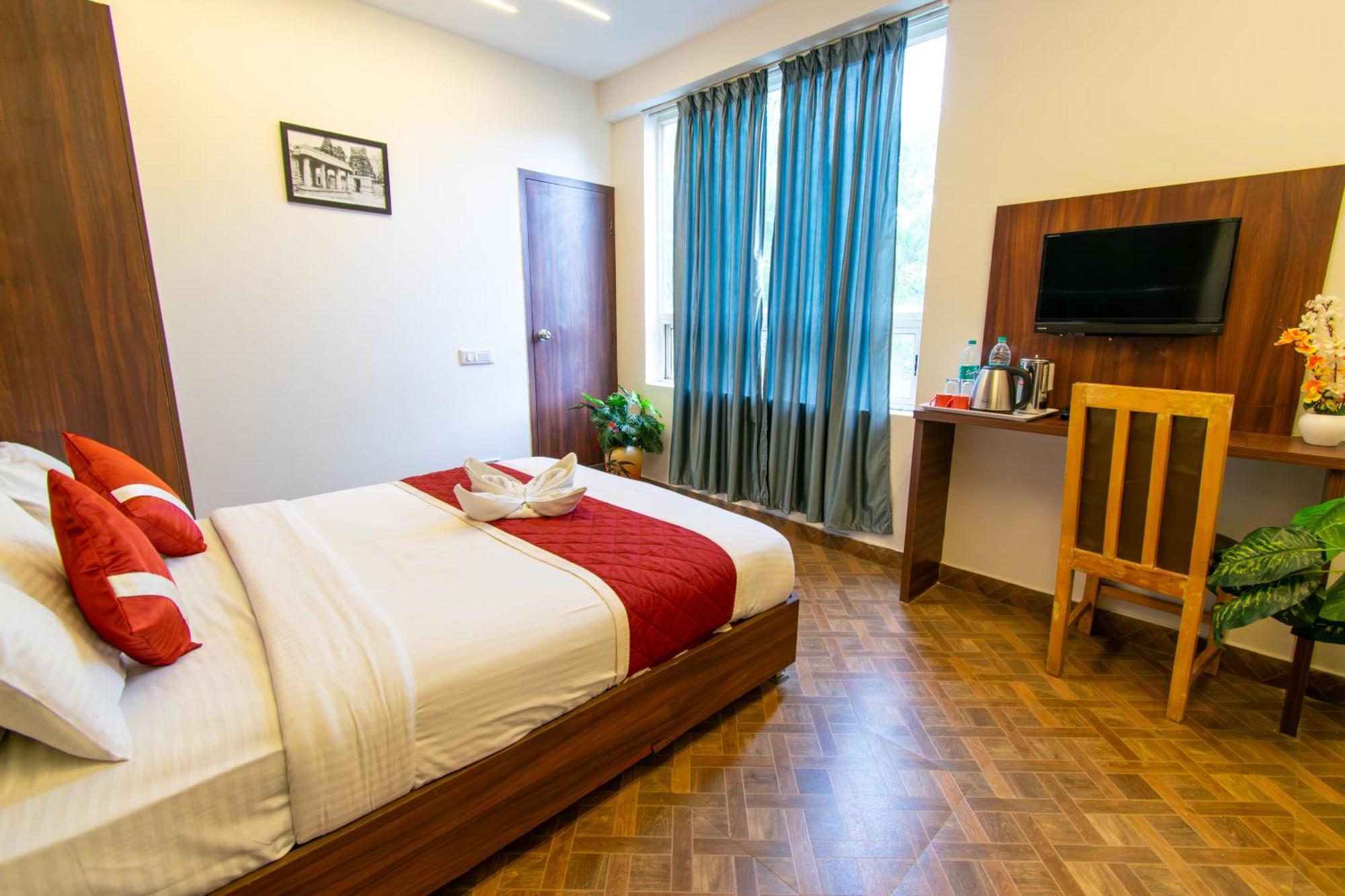 Octave Emerald By Rb Group Hotel