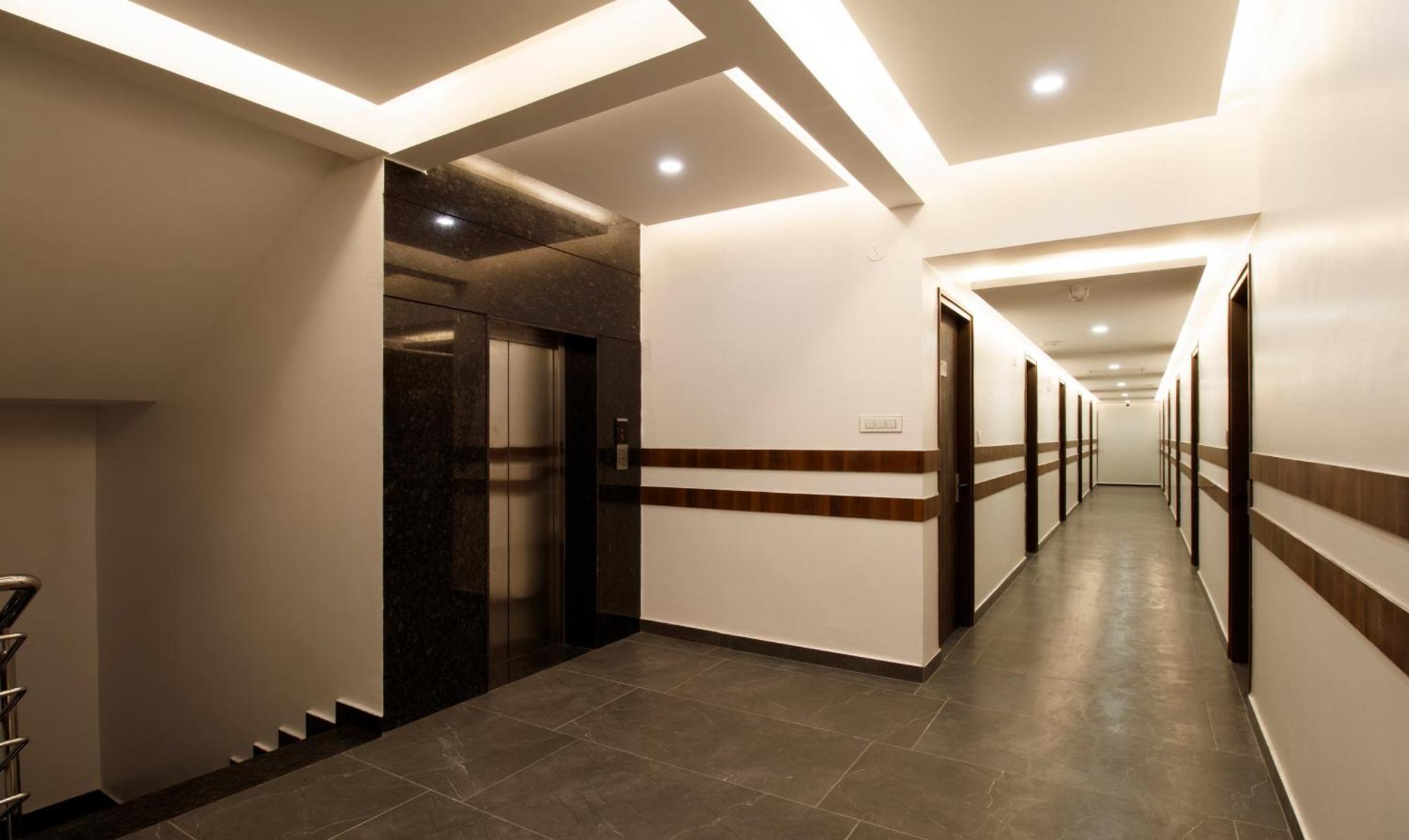 Hotel Itsy Silver Keys Bangalore