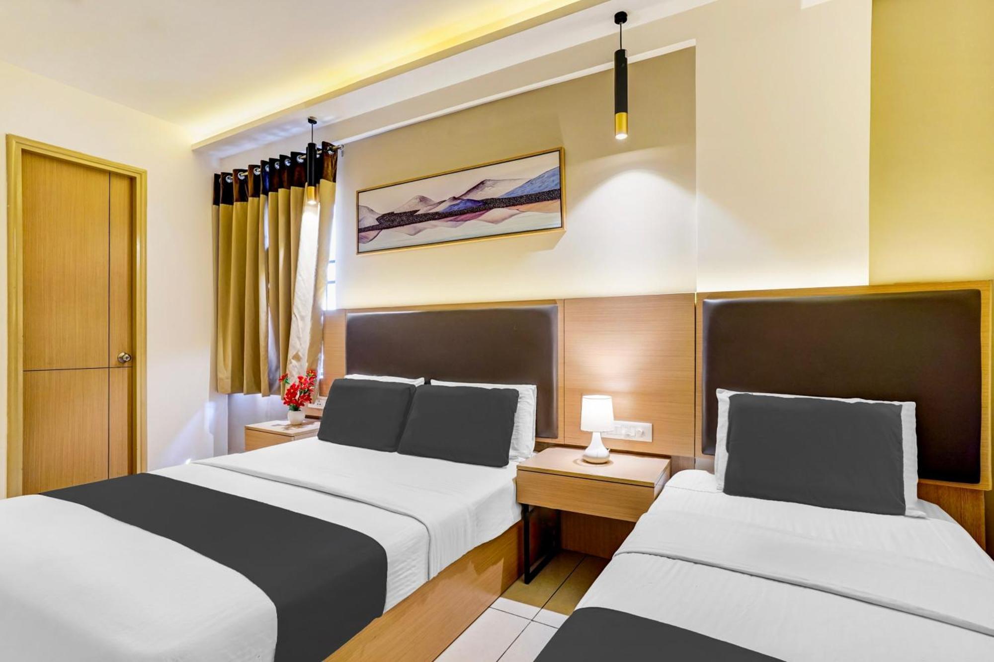 Super Collection O Metro Park Opposite Kalasipalya Bus Stand Hotel Bangalore