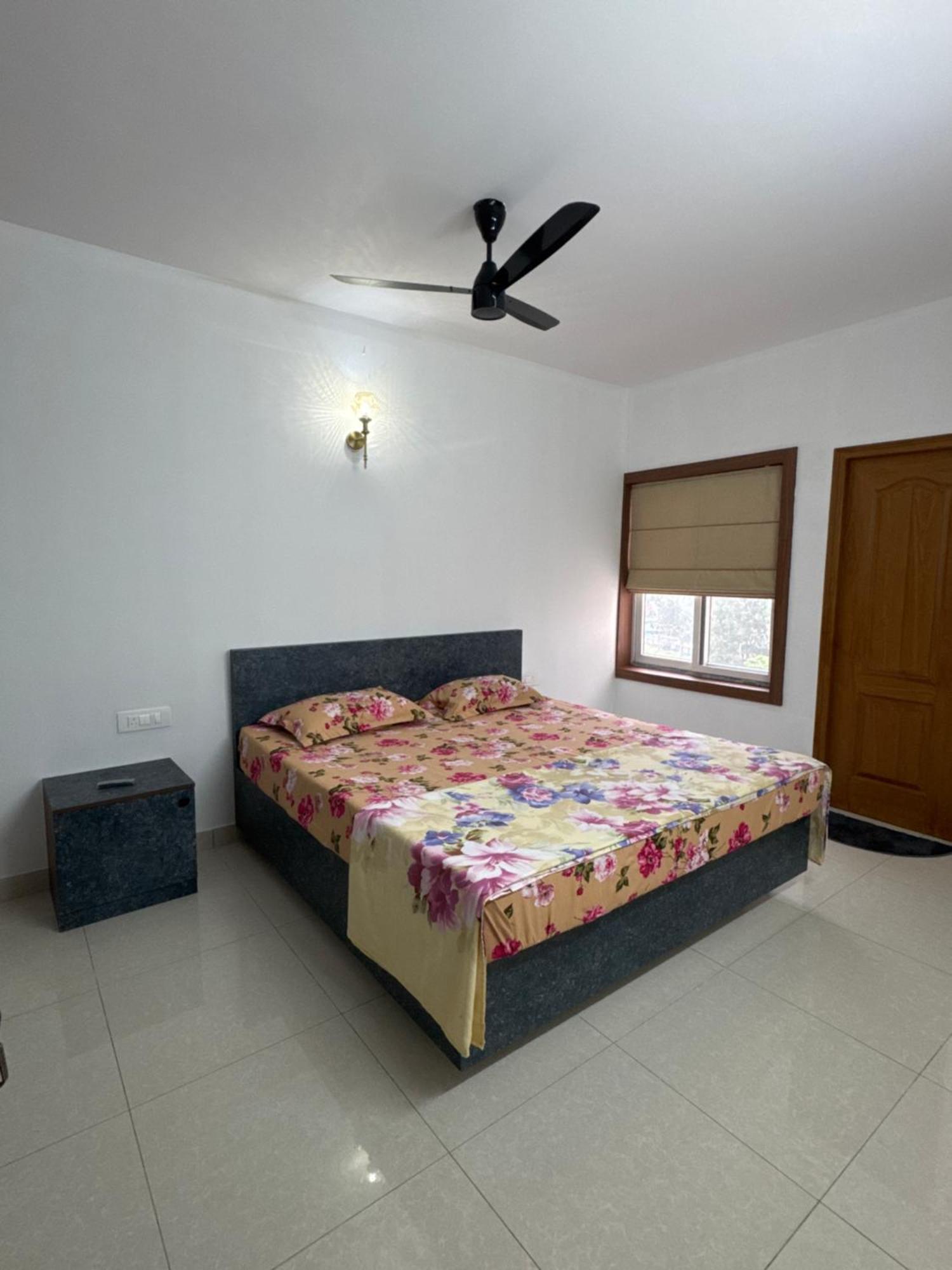Homestay 6floor In Society Ecity Ph2 Near Tcs Tech Mahindra Bangalore