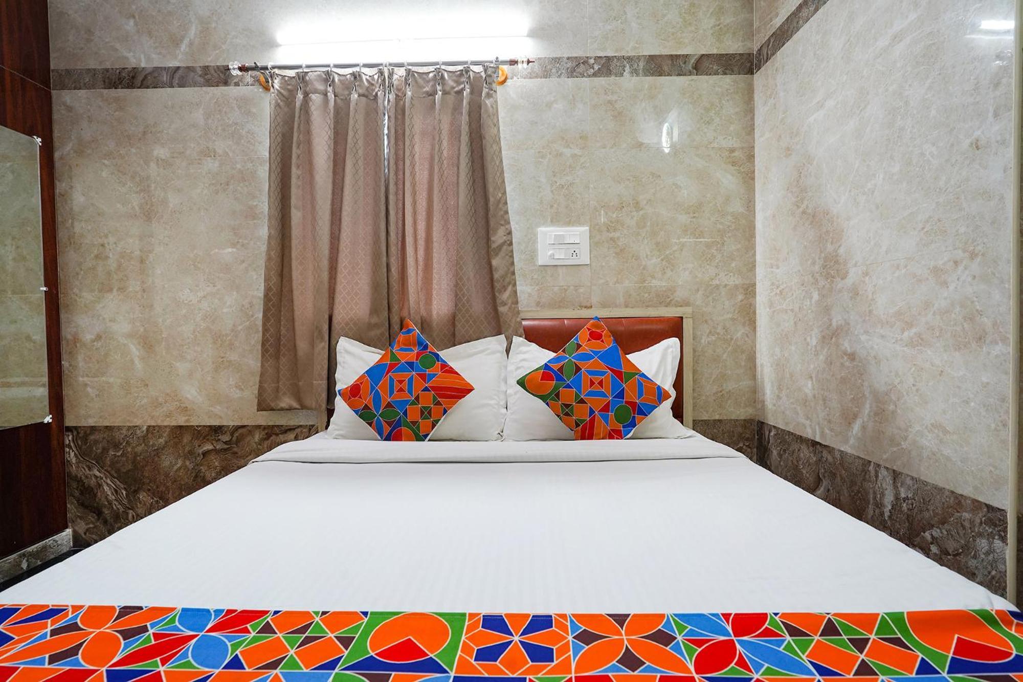Hotel Fabhotel Sn Residency - Chord Road