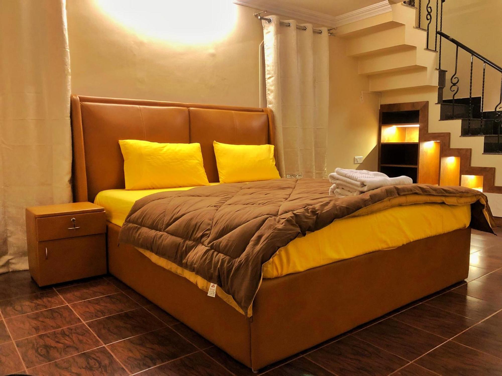 Guest house The Rustic Manor #8 Bangalore