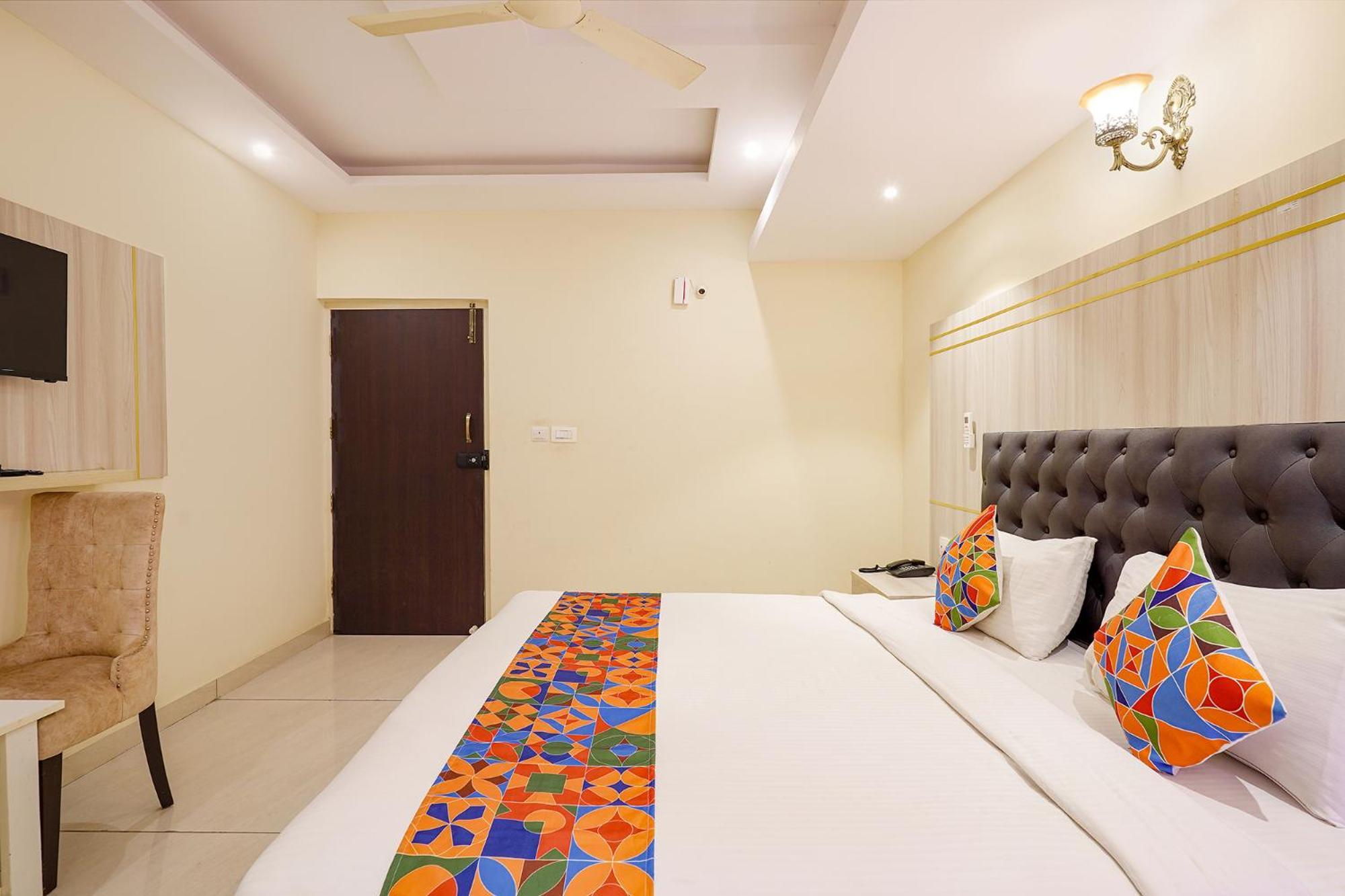 Open By Olive - Sai Luxury Comforts Hotel Bangalore