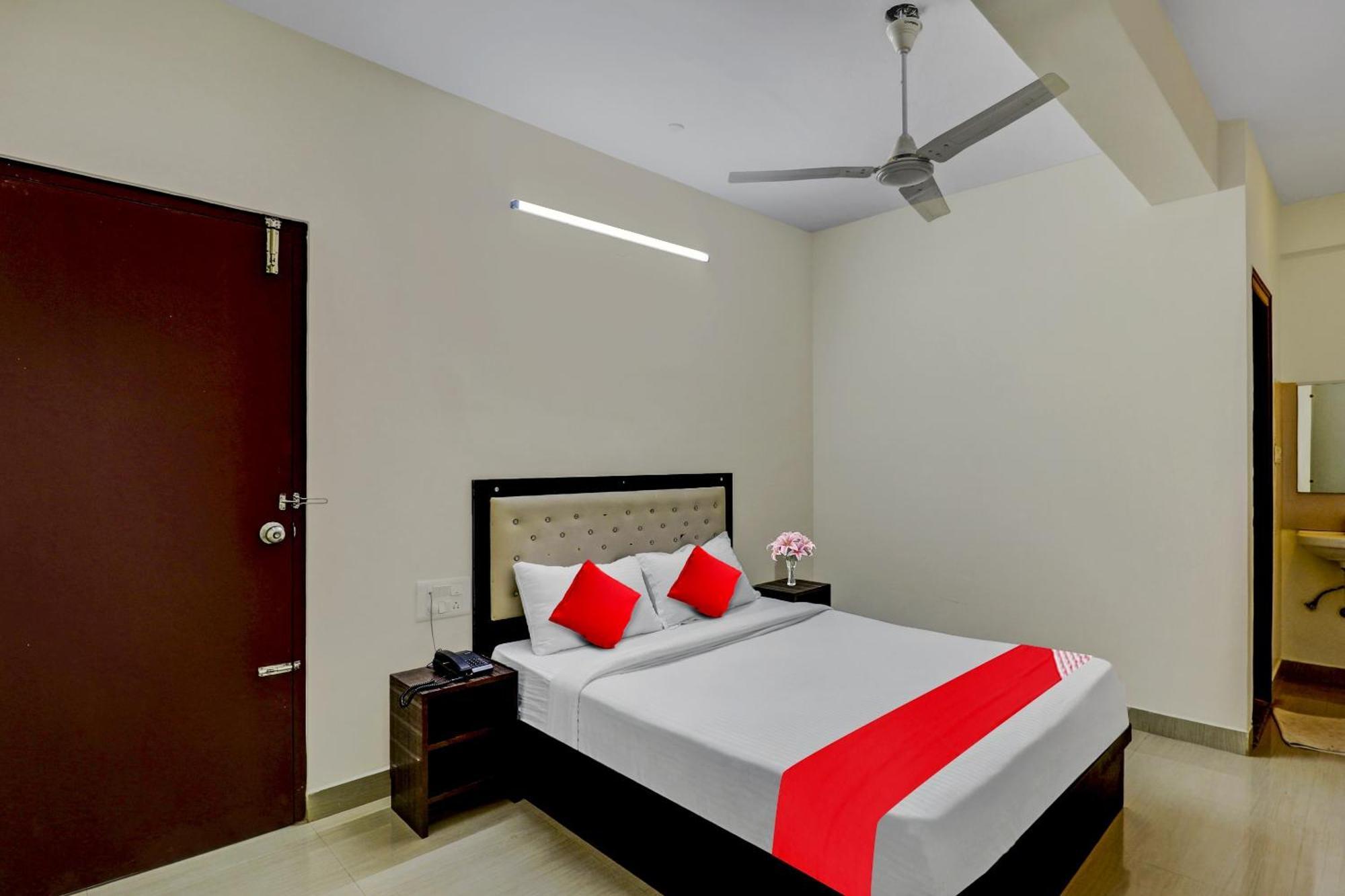 O Golden Paradise 3* Bangalore