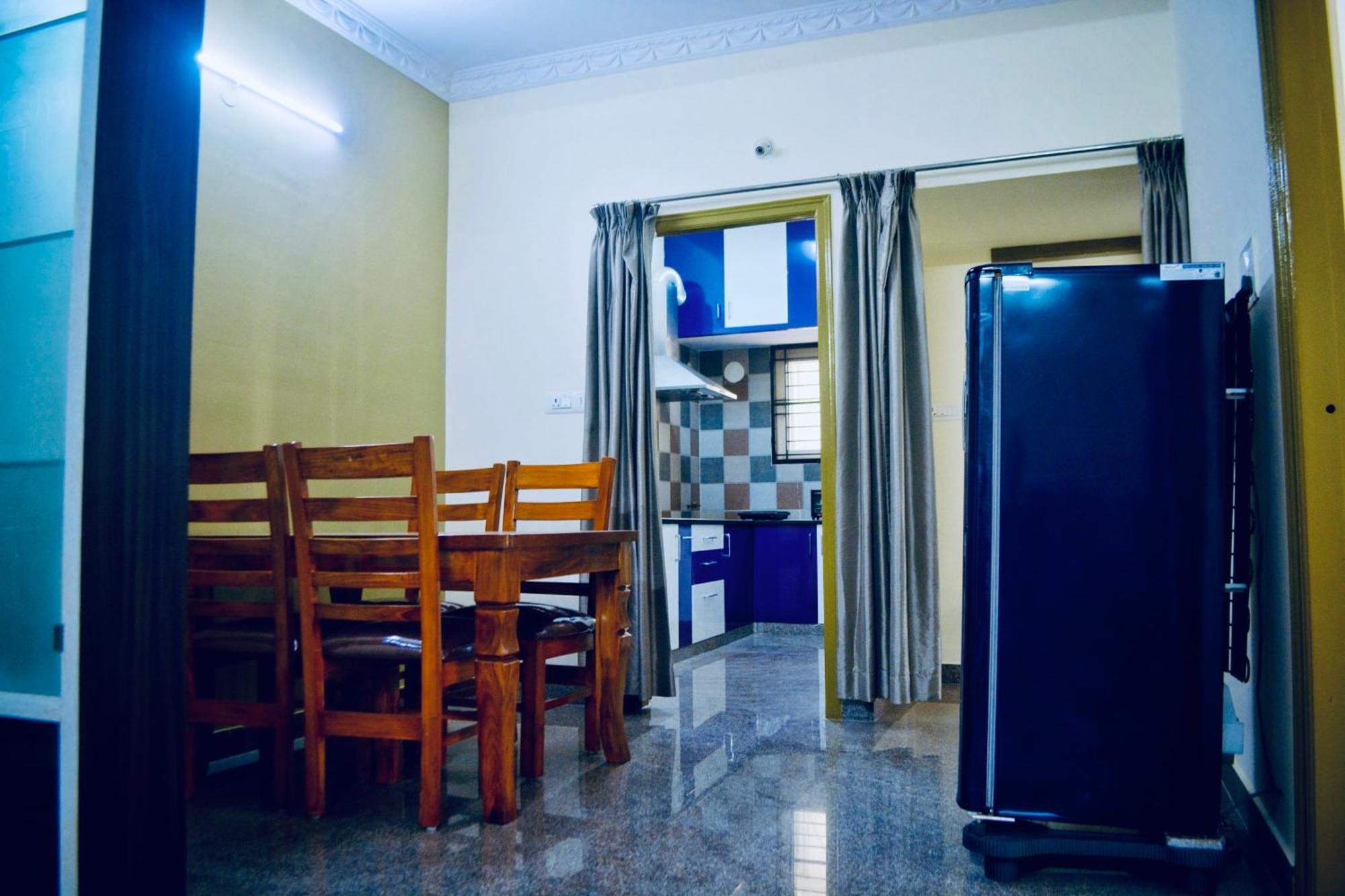 Esha Enclave - Premium Suits Apartamento