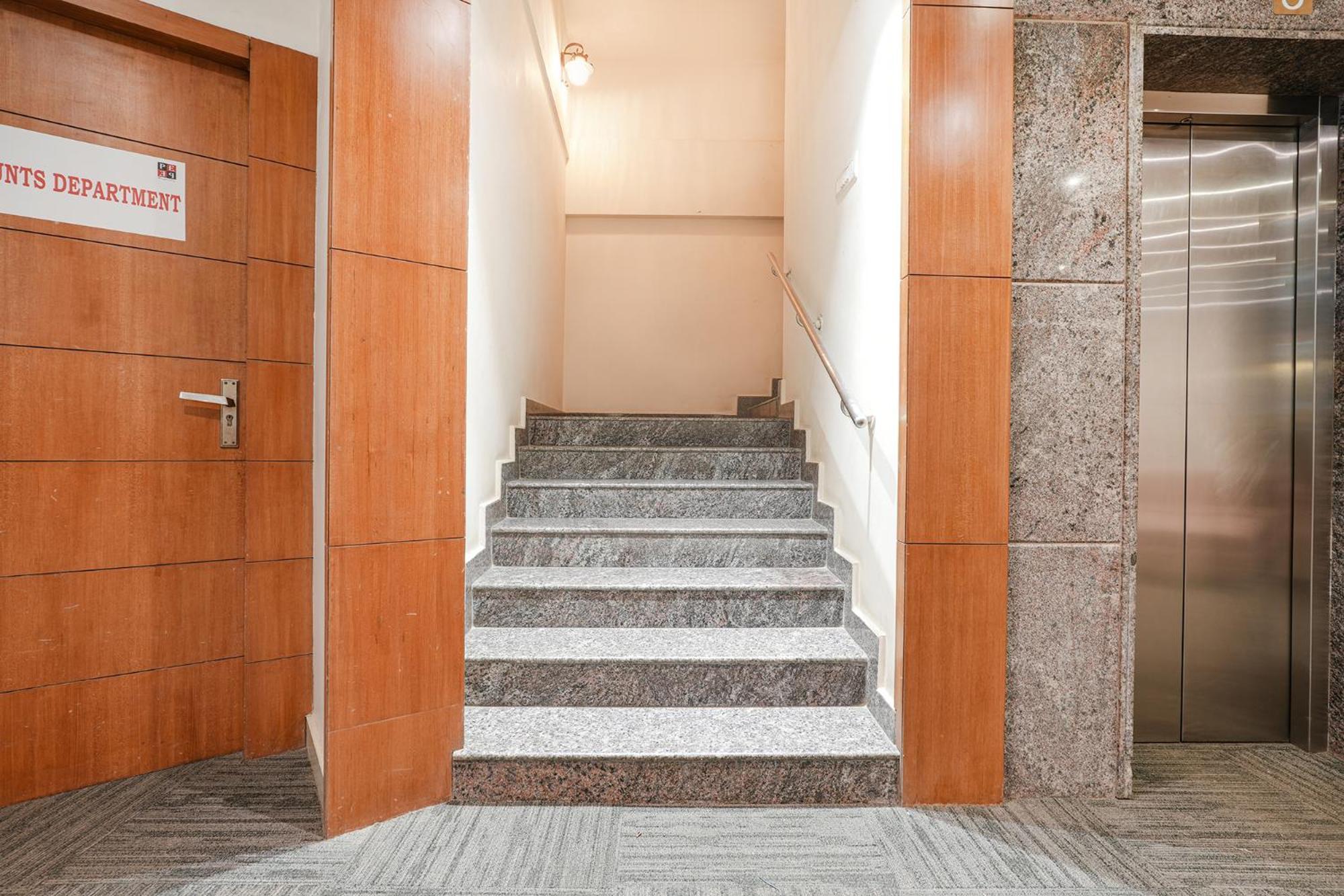 Fabhotel Prime The Vintage 3*