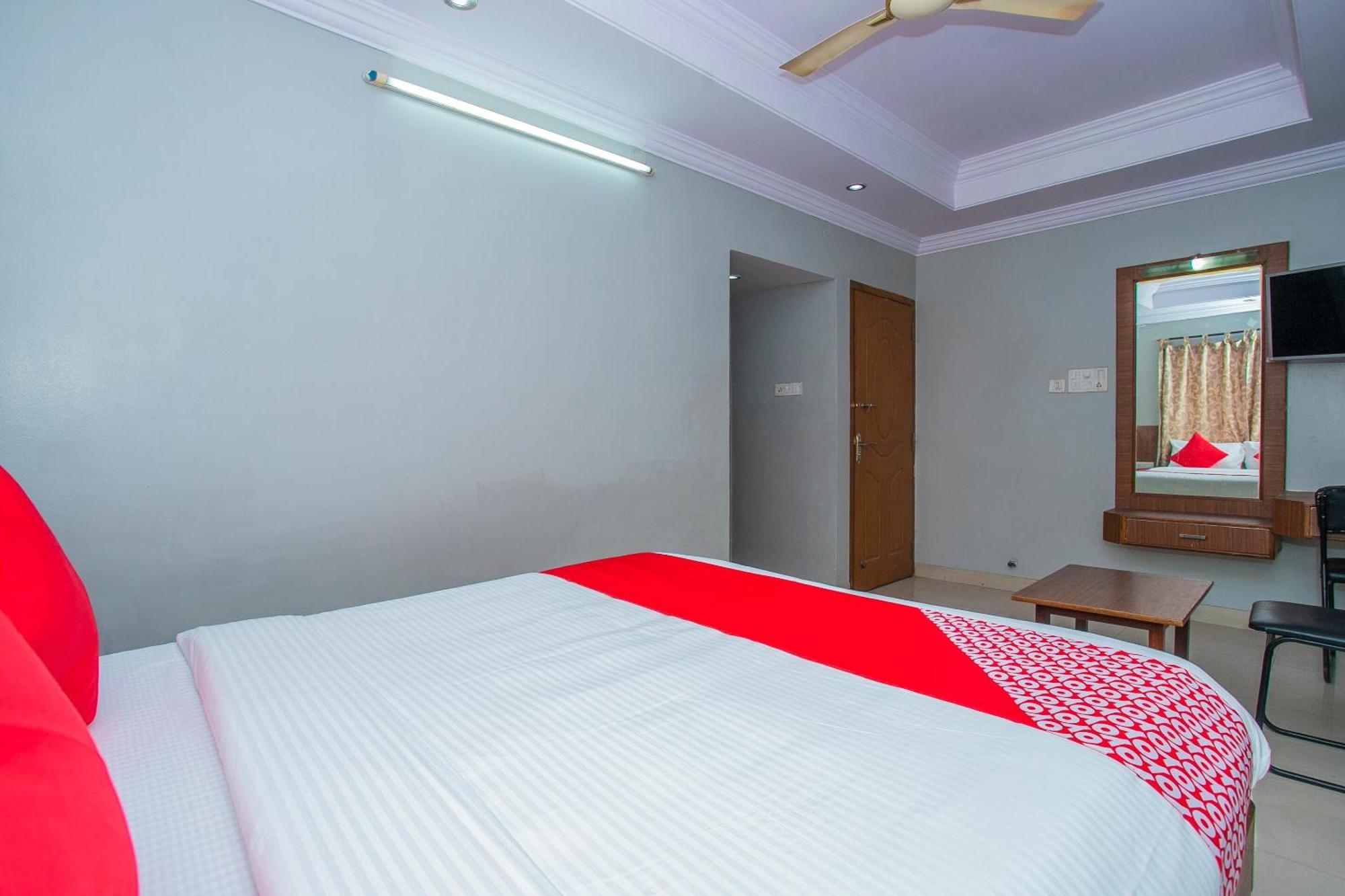 Hotel O White Near Lalbagh Botanical Garden 4*
