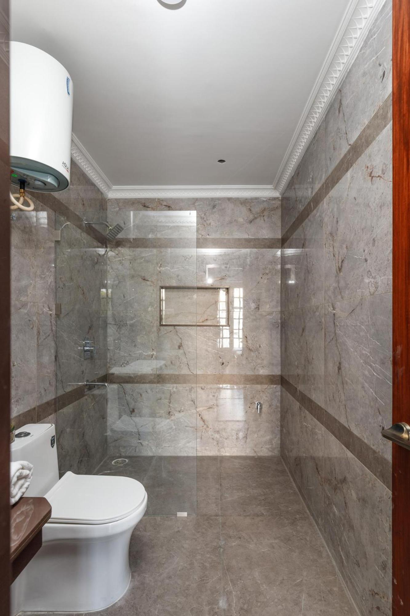 Apartment Avalon 302 Nr Mg Road 3bhk Ac